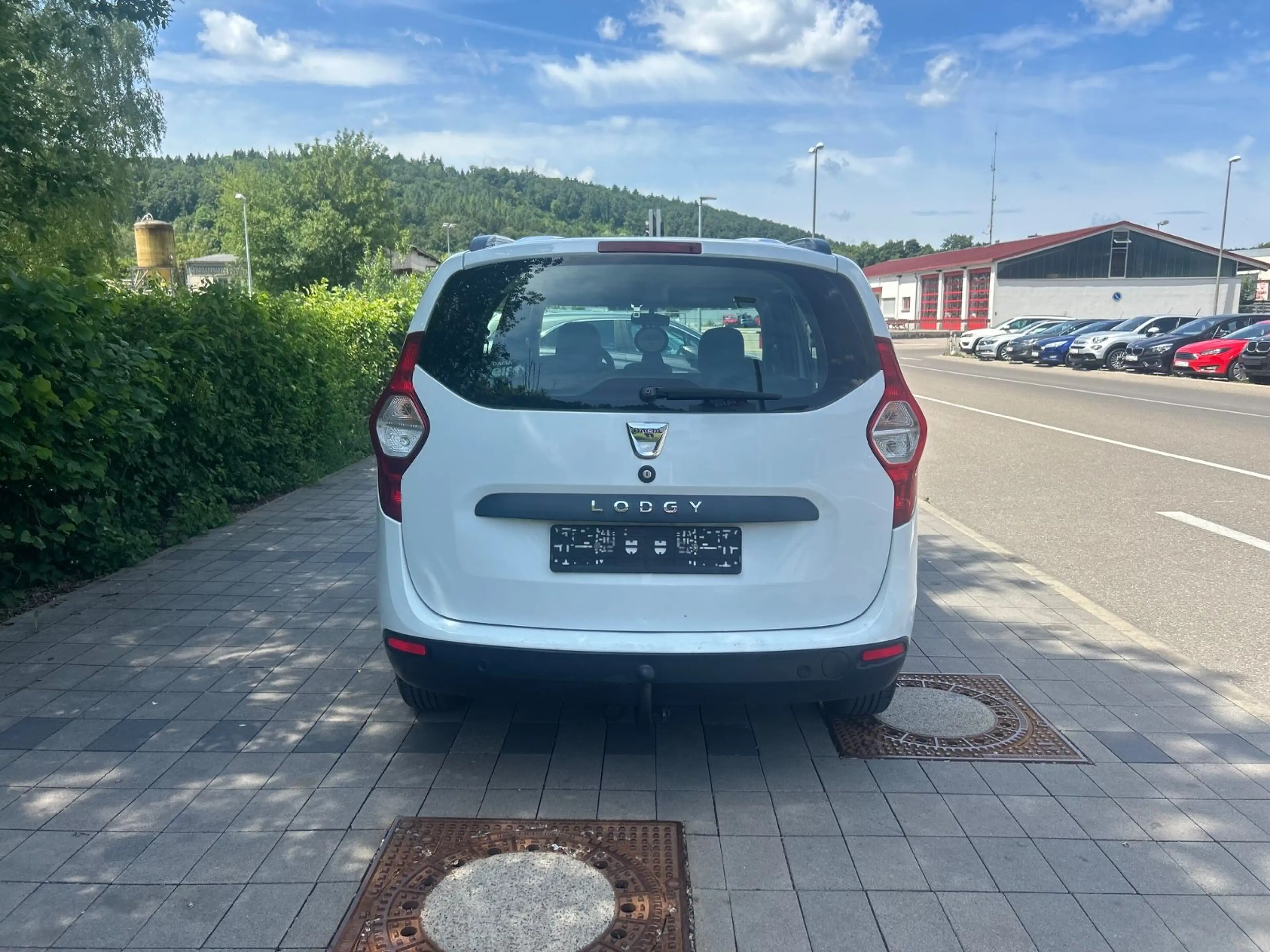 Dacia Lodgy Celebration** 7-SITZE** — photo 3
