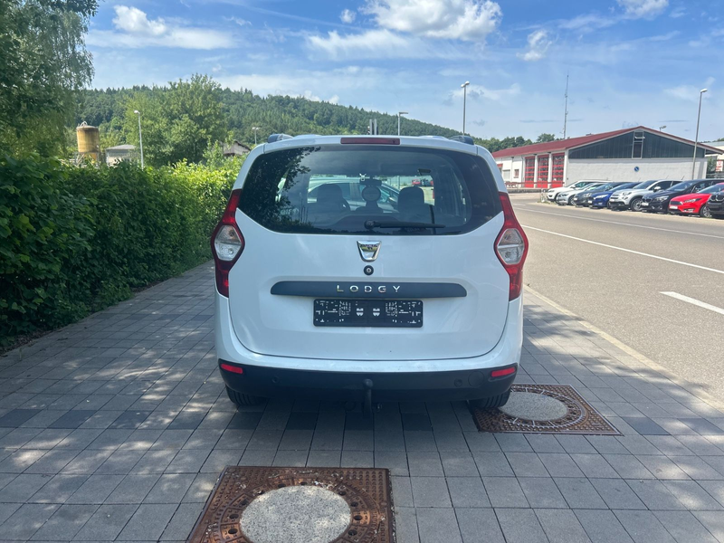 Dacia Lodgy Celebration** 7-SITZE** — photo 3