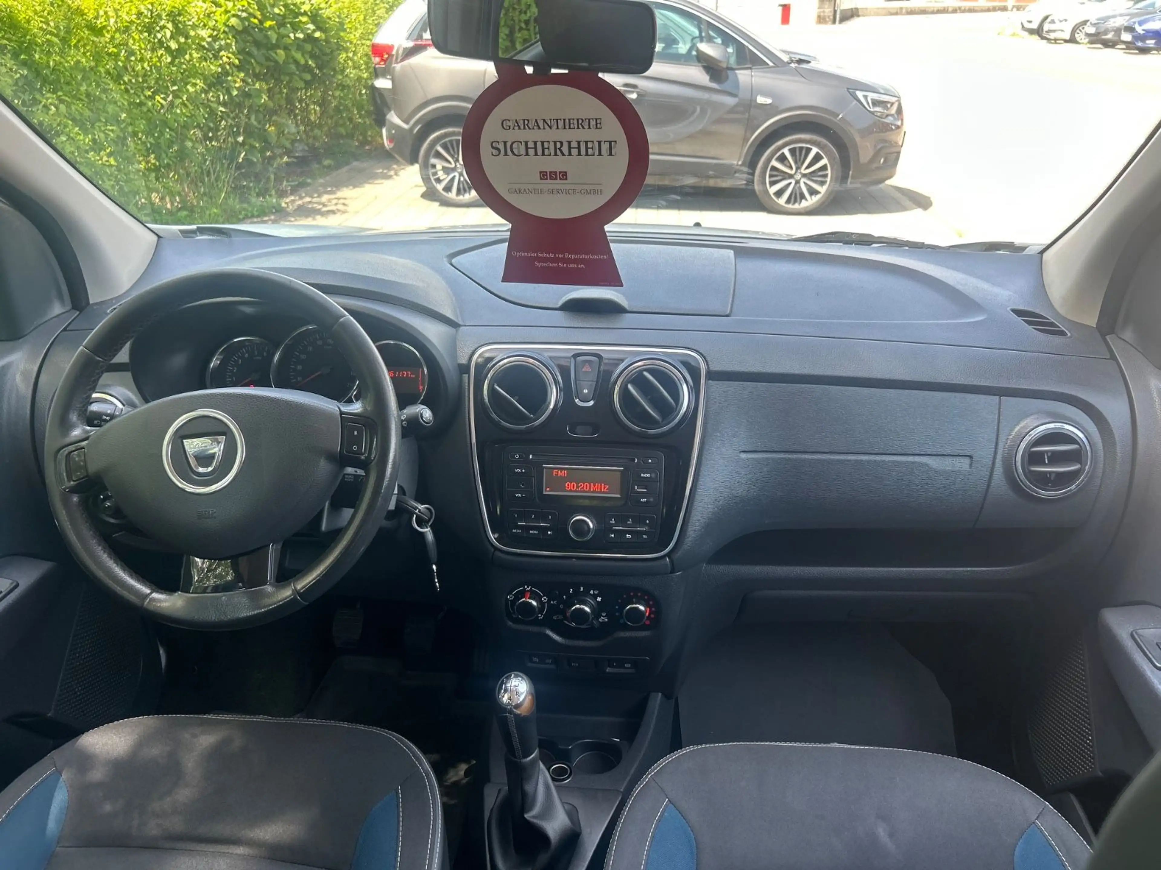 Dacia Lodgy Celebration** 7-SITZE** — photo 8