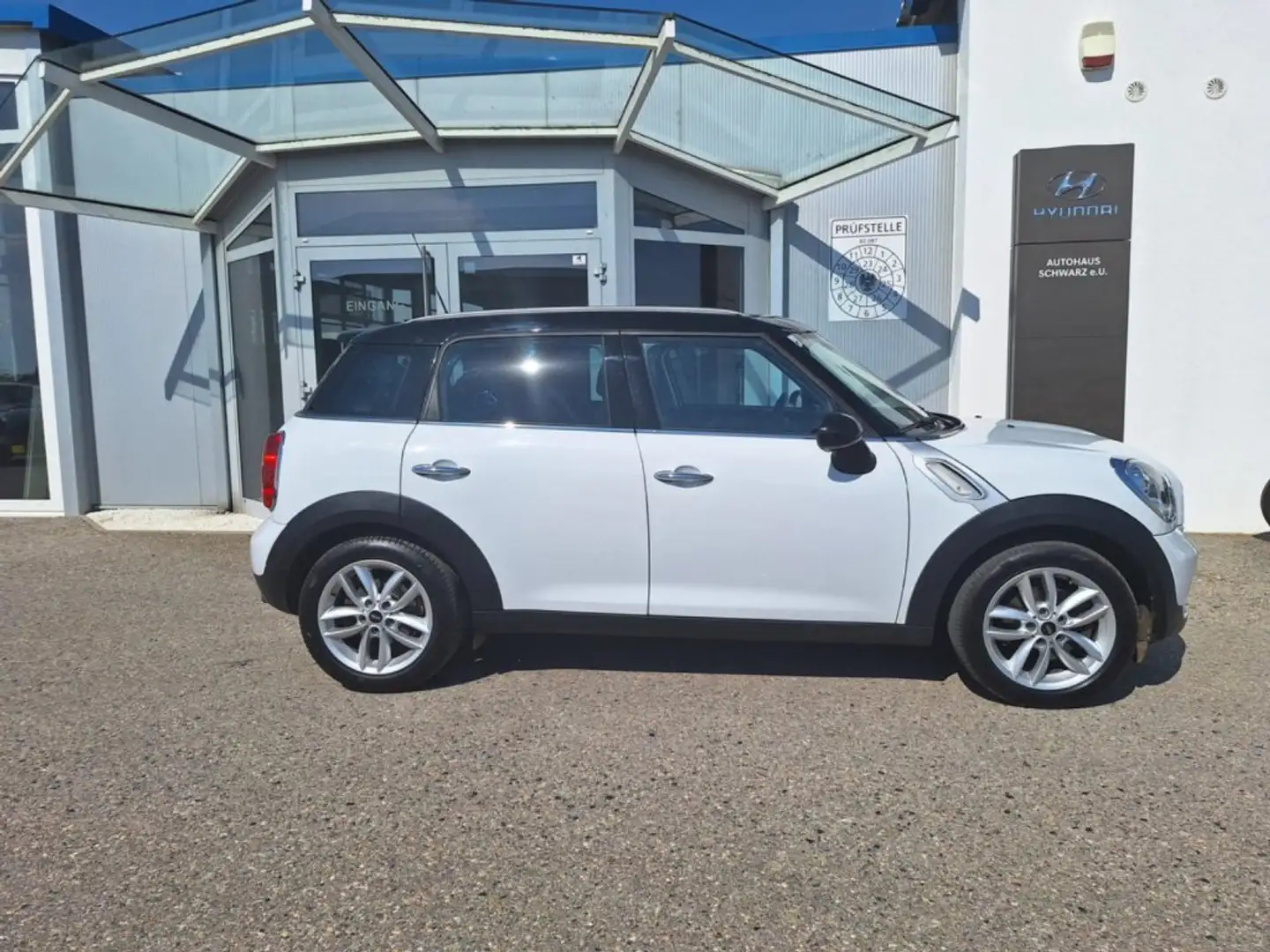 MINI Countryman SE All4 Cooper Countryman R60 Weiß - 2