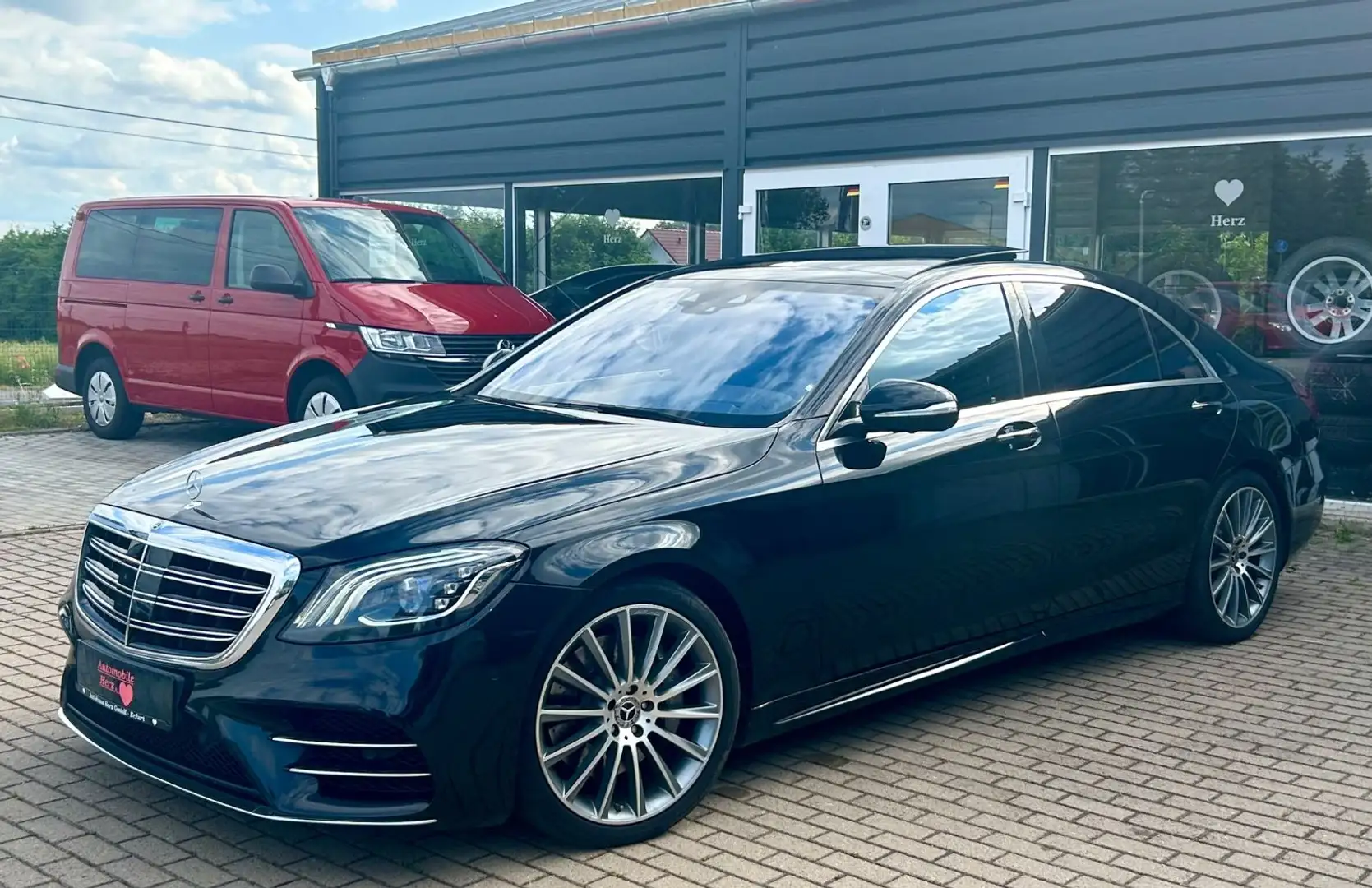 Mercedes-Benz S 560 4Matic Lang*AMG*Pano*HeadUp*Burmest* Чорний - 1