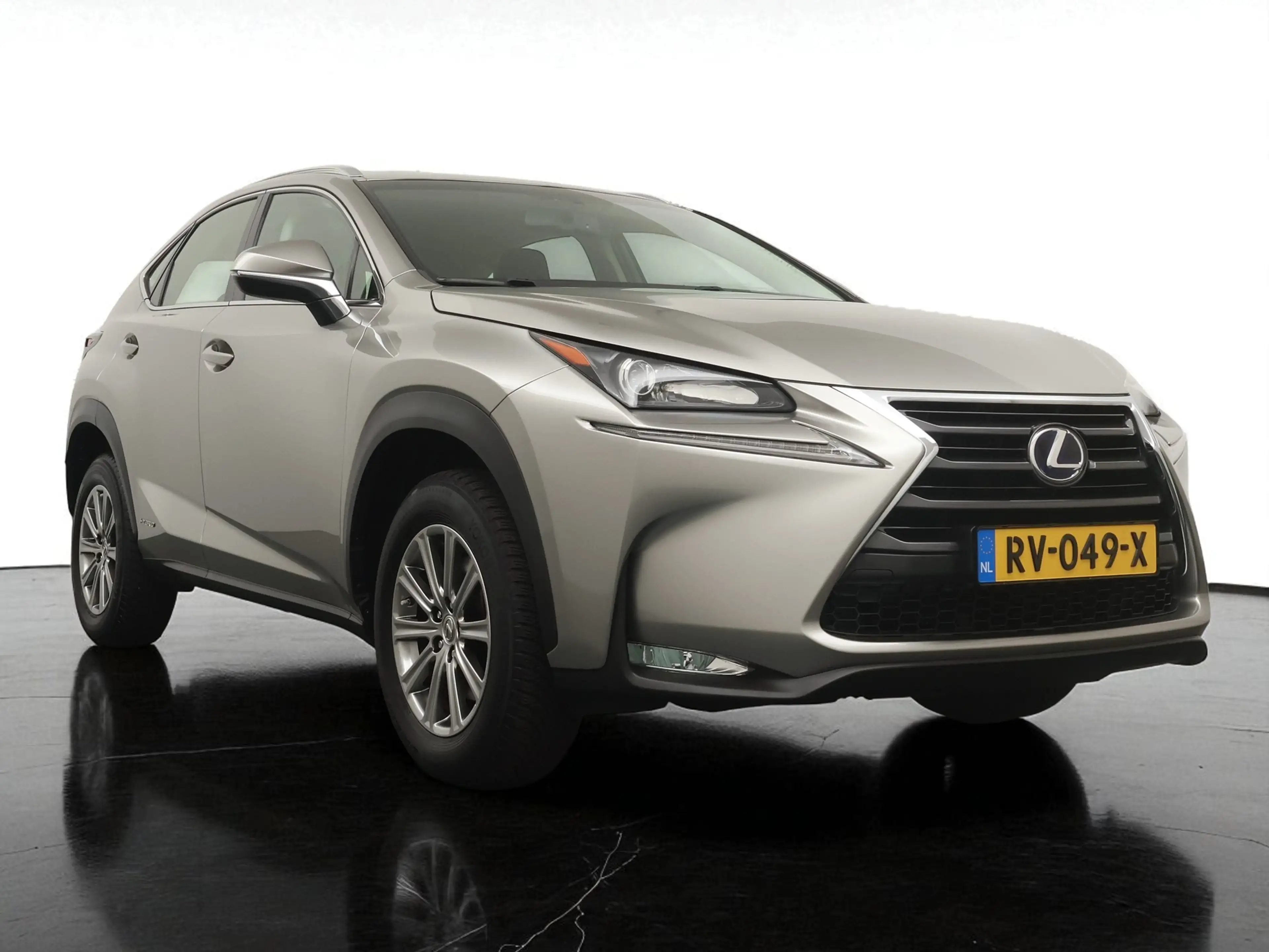 Lexus NX 300h Business Line - 26.000 km - Navigatie - Camera - 1 — photo 13