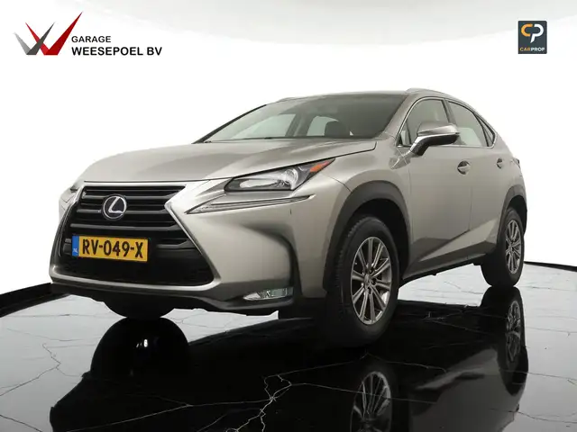 Lexus NX 300h Business Line - 26.000 km - Navigatie - Camera - 1