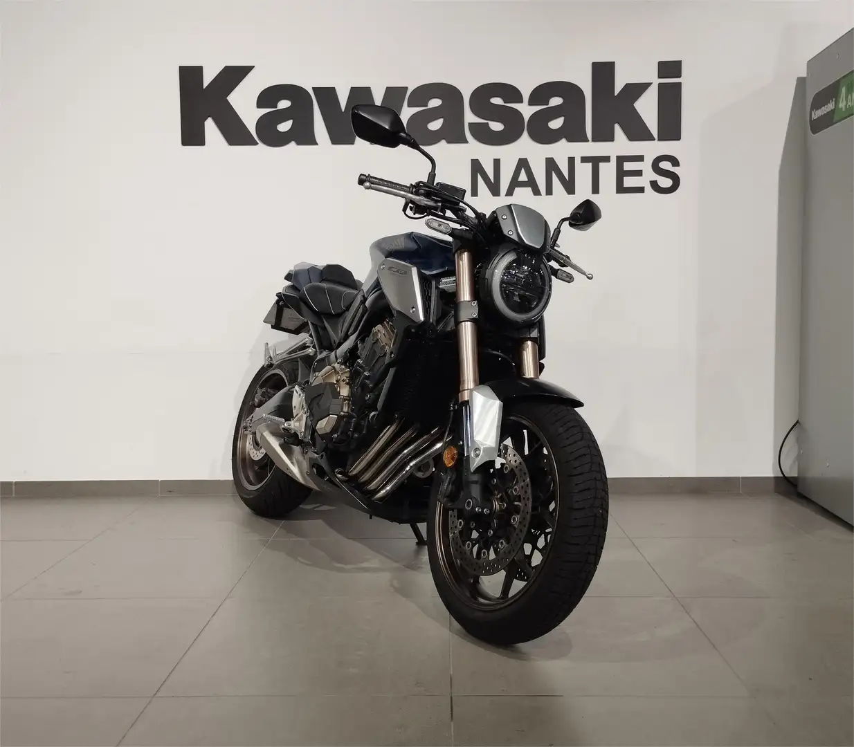 Honda CB 650 Azul - 1