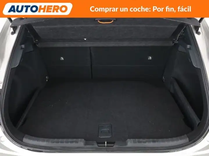 Toyota Auris 2019, foto 18