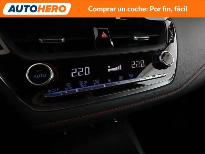 Toyota Auris 2019, foto 25
