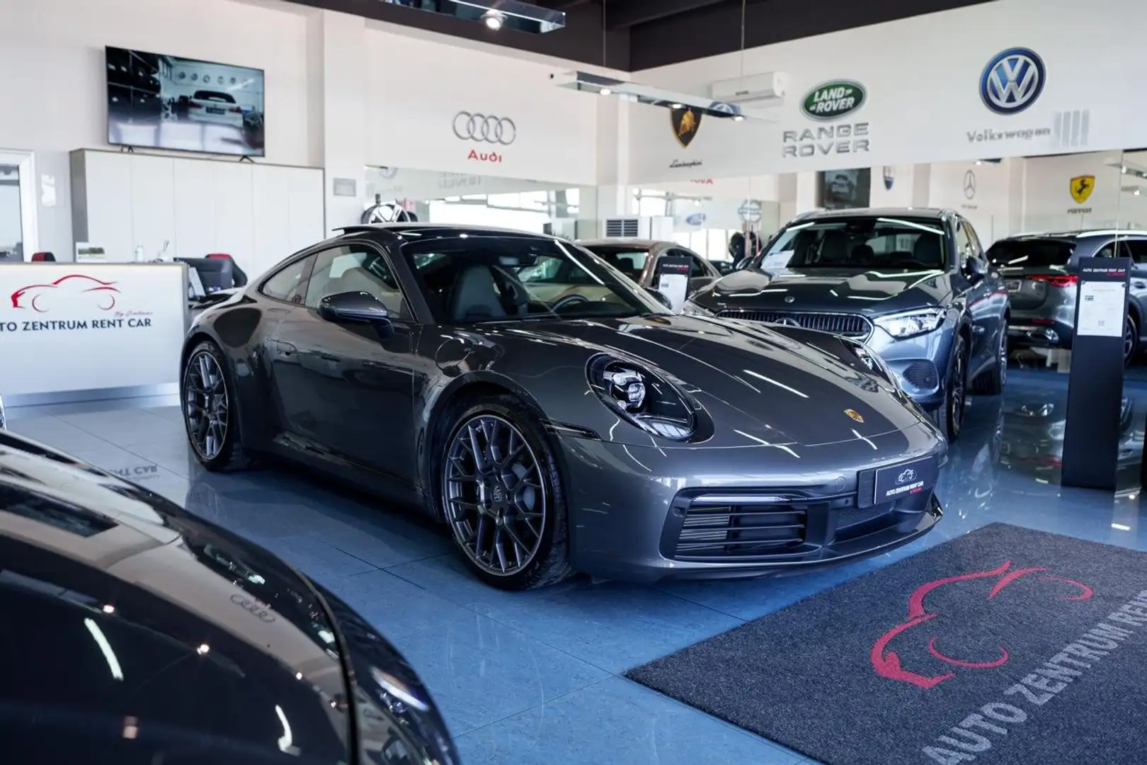 Porsche 911 COUPE' 3.0 CARRERA 4 Grigio - 2