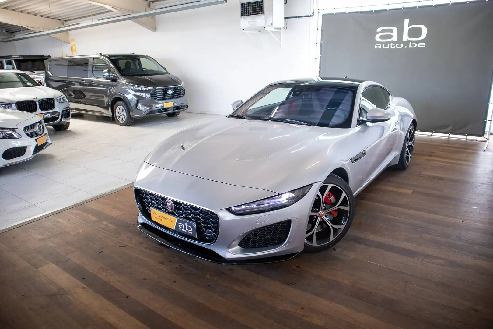Jaguar F-Type 2.0, P300, OPEN DAK, CAMERA, MERIDIAN, APPLE/ ANDROID Grau - 2