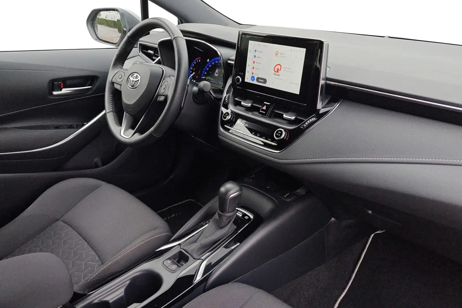 Toyota Corolla Touring Sports 2.0 Hybrid Style e-CVT + Tech Pack Gris - 2