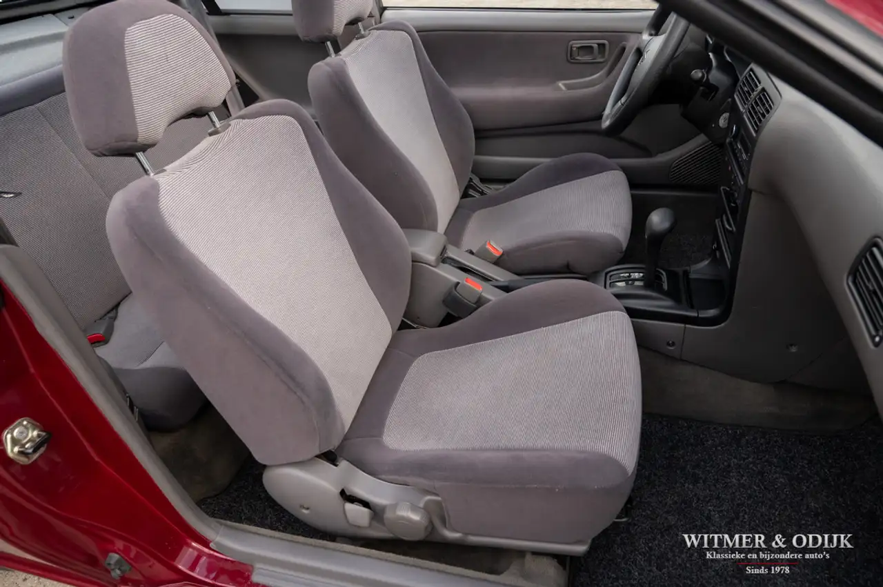 Nissan 100 NX 1.6 SLX Sport-i NL-auto, lijkt nieuw, foto 6