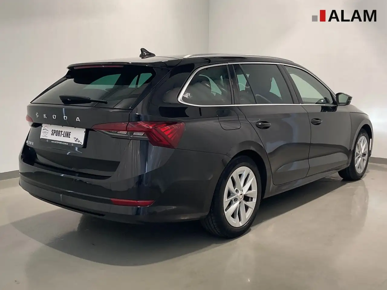 Skoda Octavia Combi First Edition 2,0 TDI DSG LED Pano, миниатюра 4