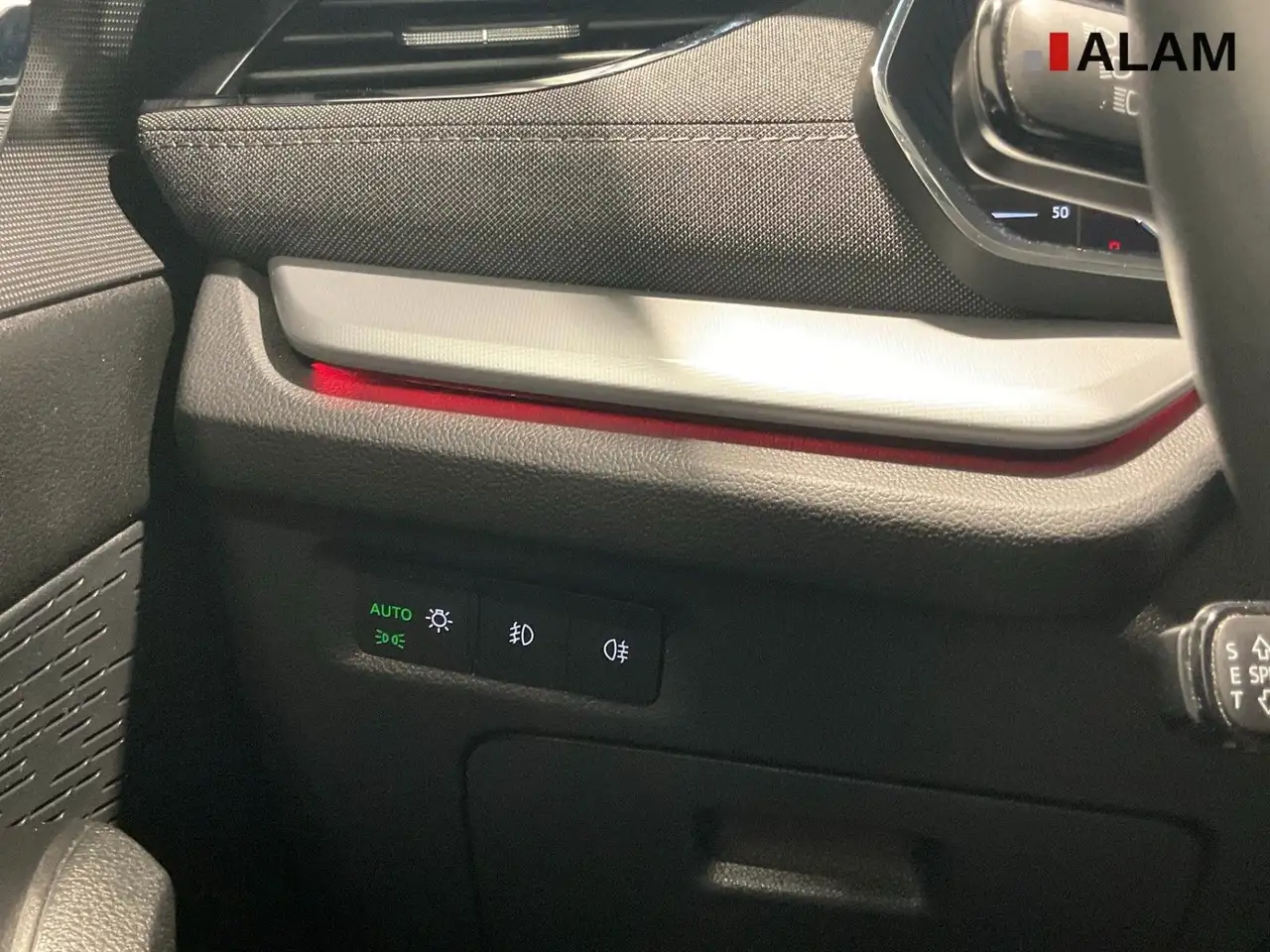 Skoda Octavia Combi First Edition 2,0 TDI DSG LED Pano, миниатюра 14