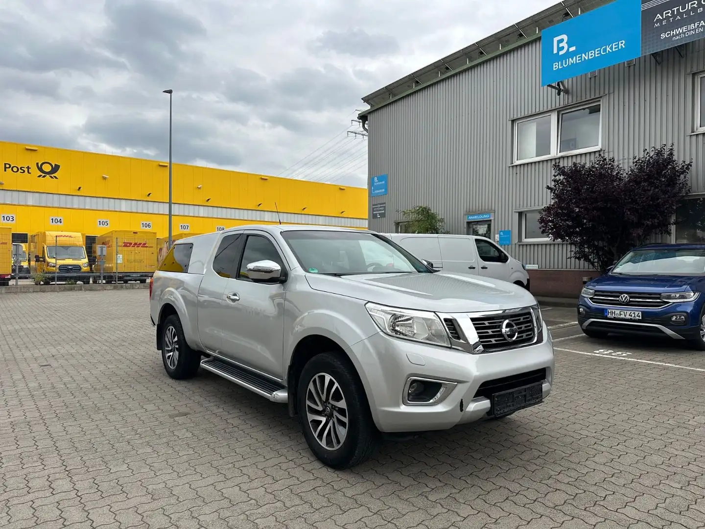 Nissan Navara NP300 King Cab 4x4 Klimaauto. AHK 1. Hand Silber - 1
