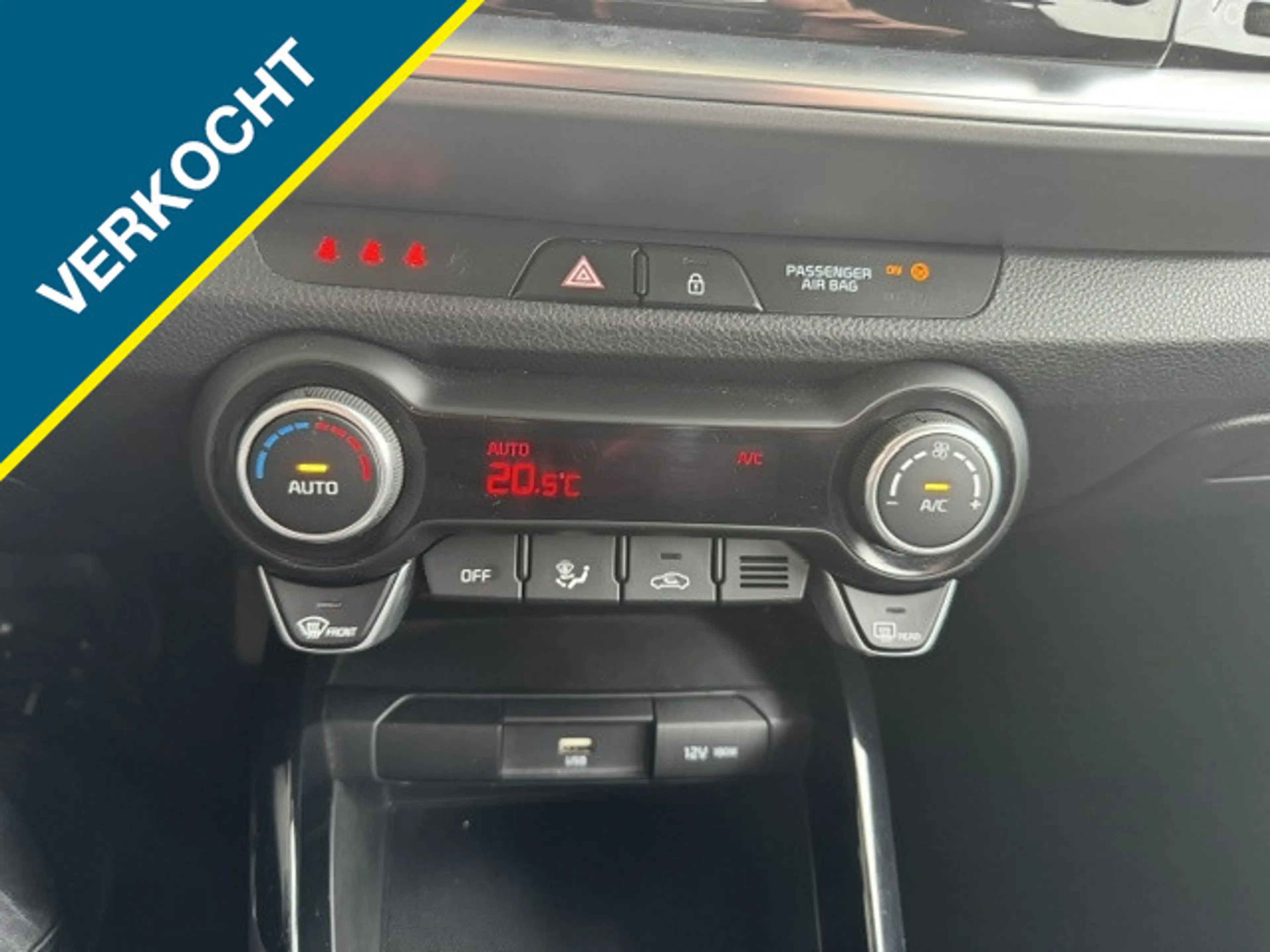 Kia Stonic 1.0 T-GDi MHEV HYBRID DYNAMICLINE + ECC/NAVI/LMV/P — photo 19