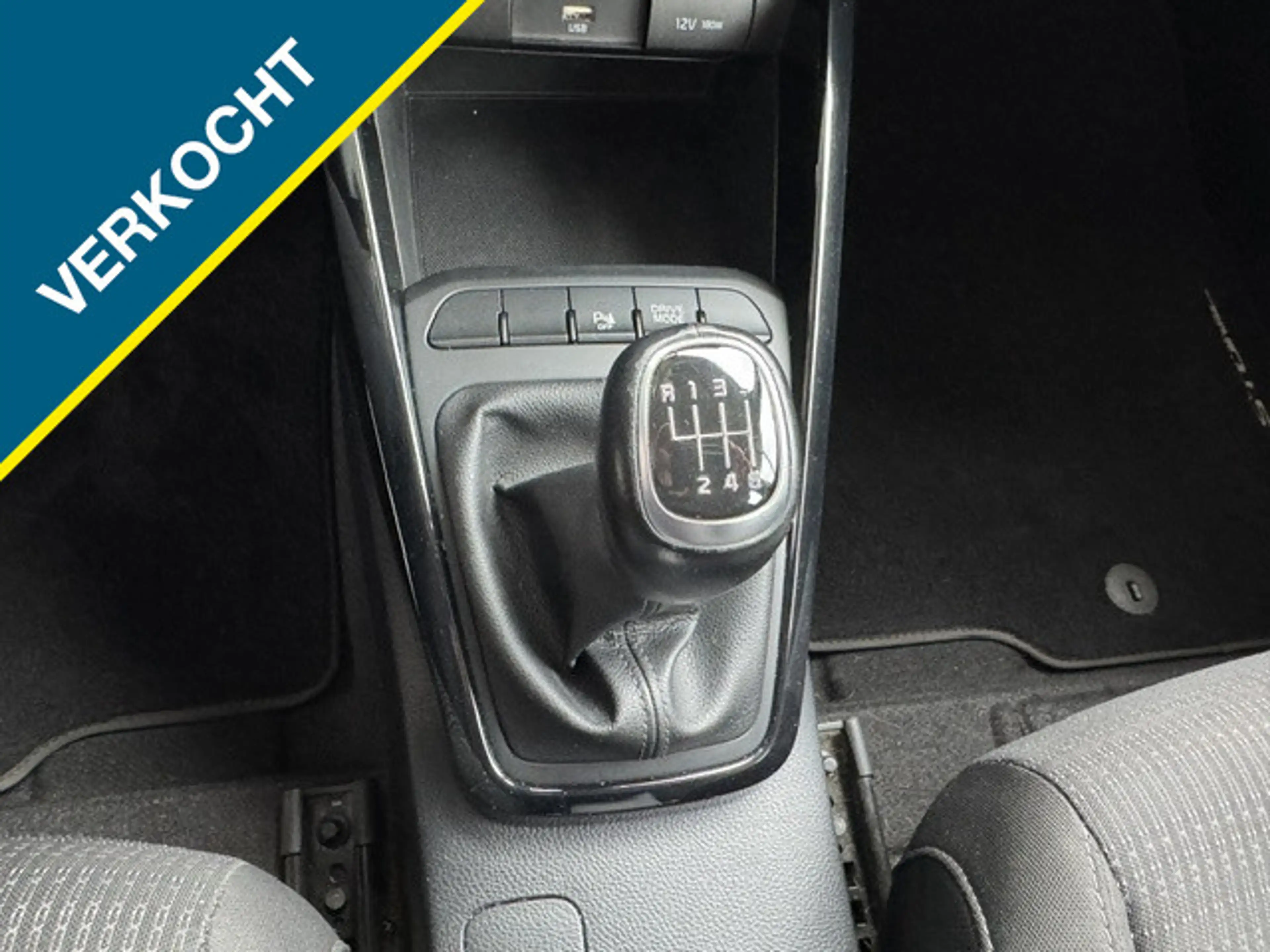 Kia Stonic 1.0 T-GDi MHEV HYBRID DYNAMICLINE + ECC/NAVI/LMV/P — photo 21