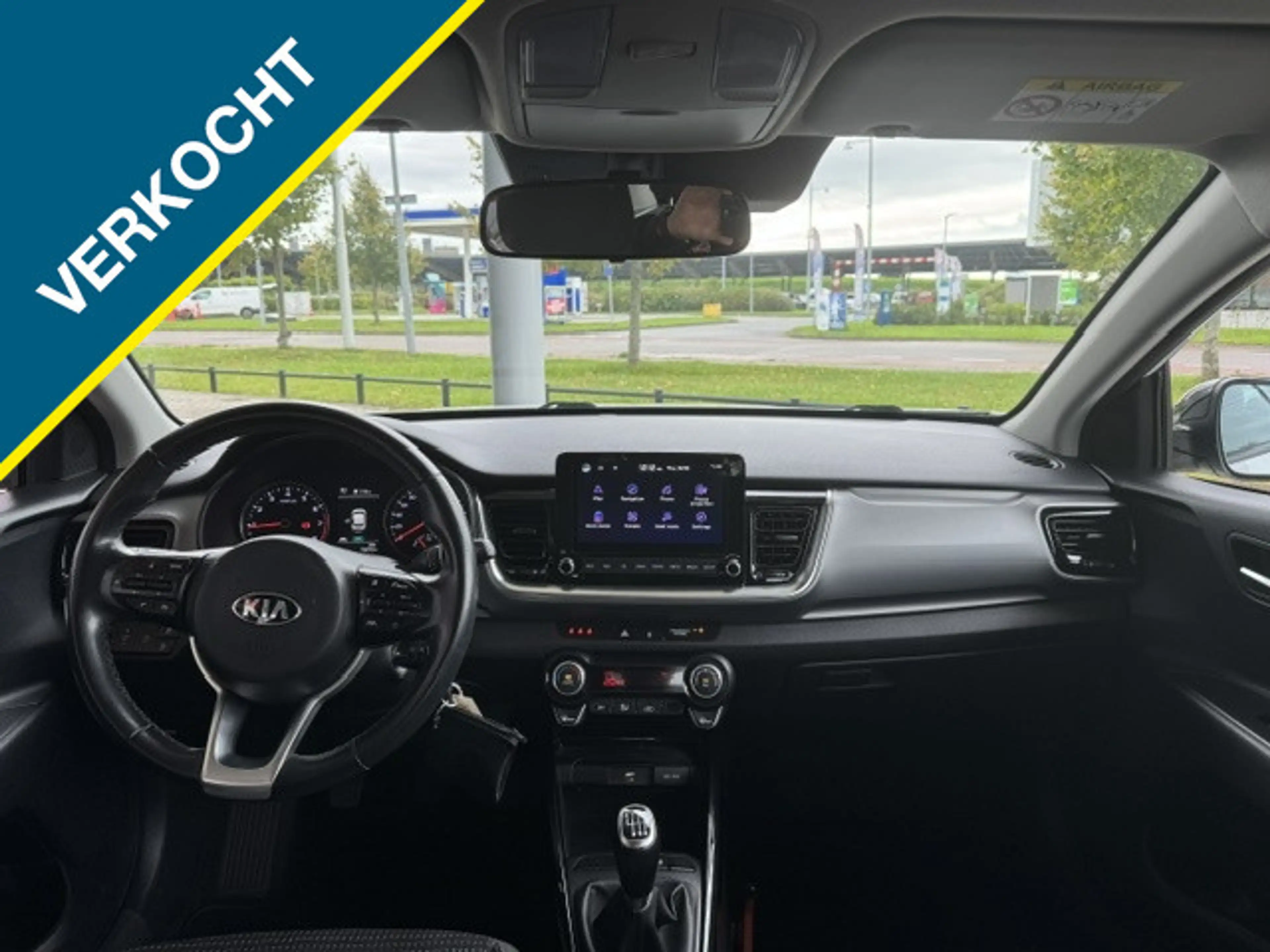 Kia Stonic 1.0 T-GDi MHEV HYBRID DYNAMICLINE + ECC/NAVI/LMV/P — photo 25
