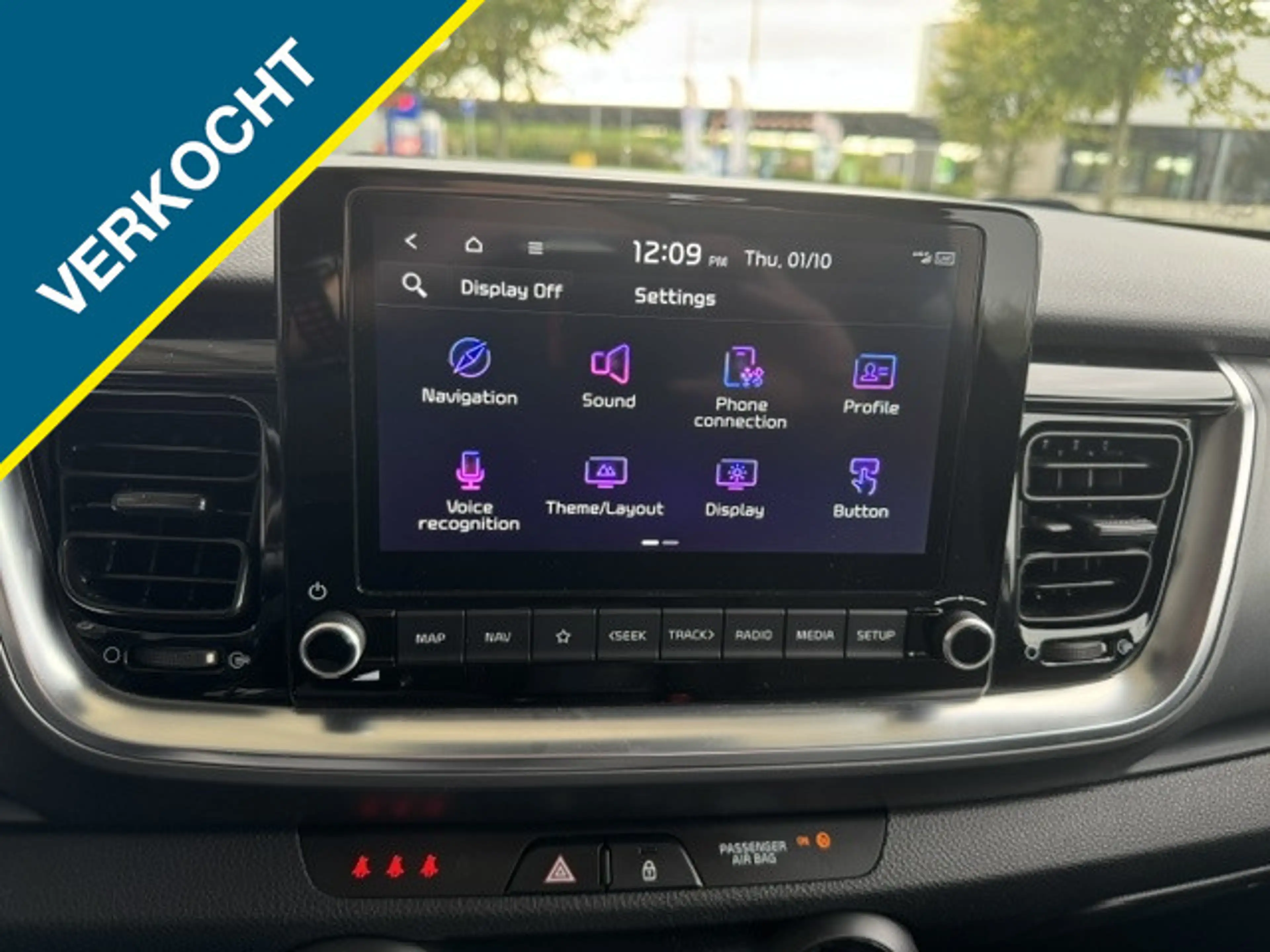 Kia Stonic 1.0 T-GDi MHEV HYBRID DYNAMICLINE + ECC/NAVI/LMV/P — photo 18