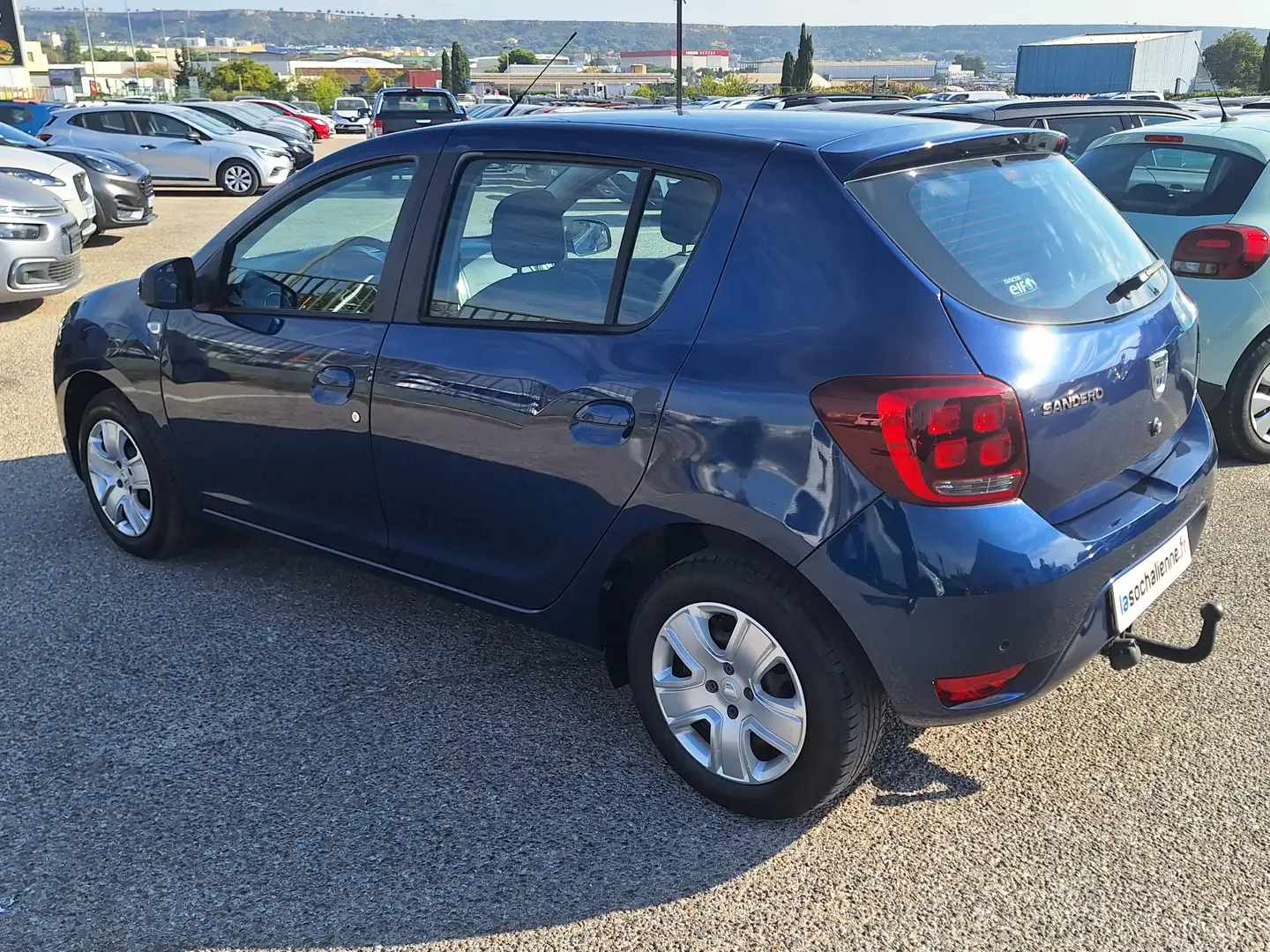 Dacia Sandero dCi 90 Easy-R Laureate Bleu - 2