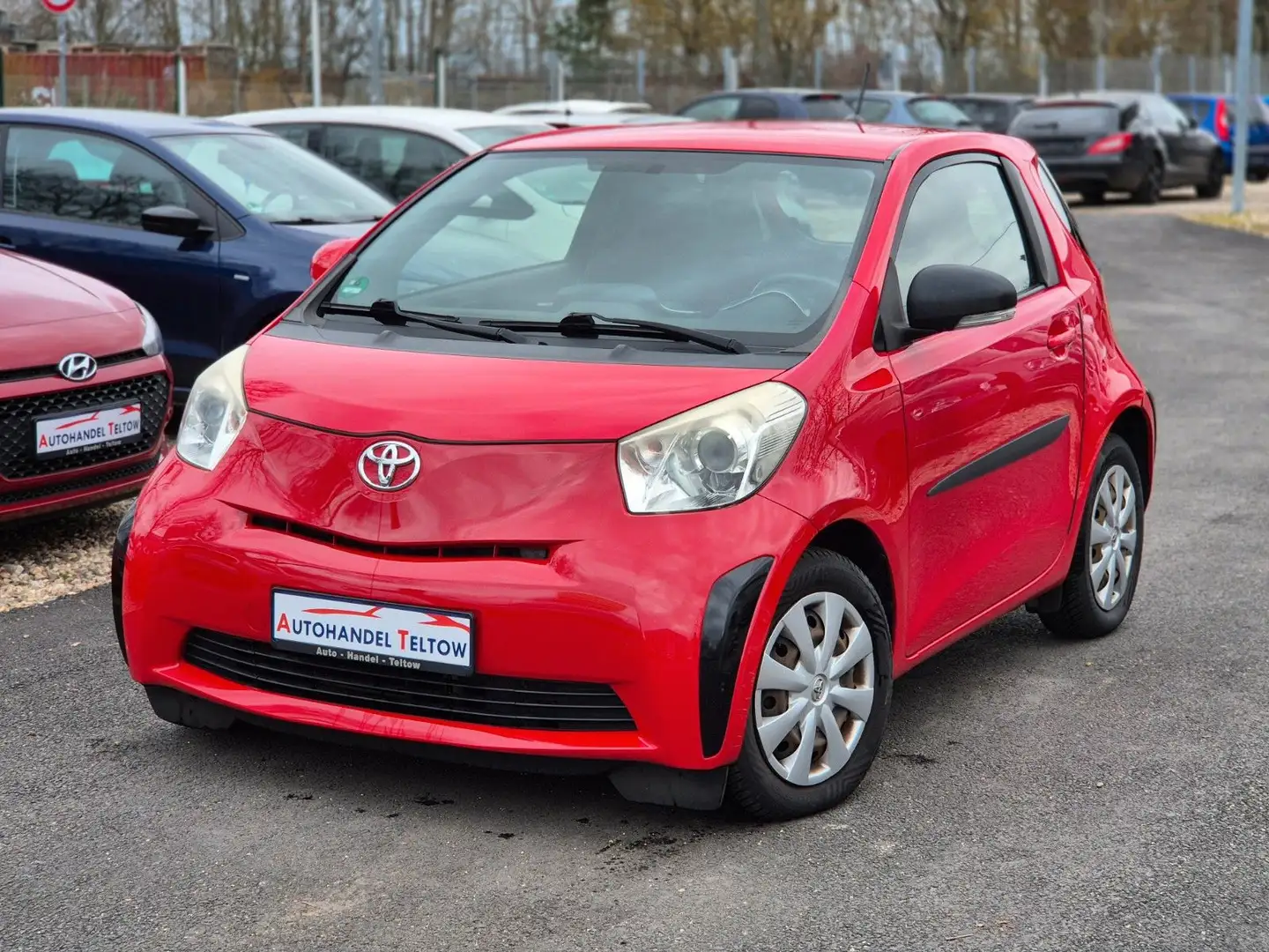 Toyota iQ iQ Basis *Standheizung *PDC Rot - 1