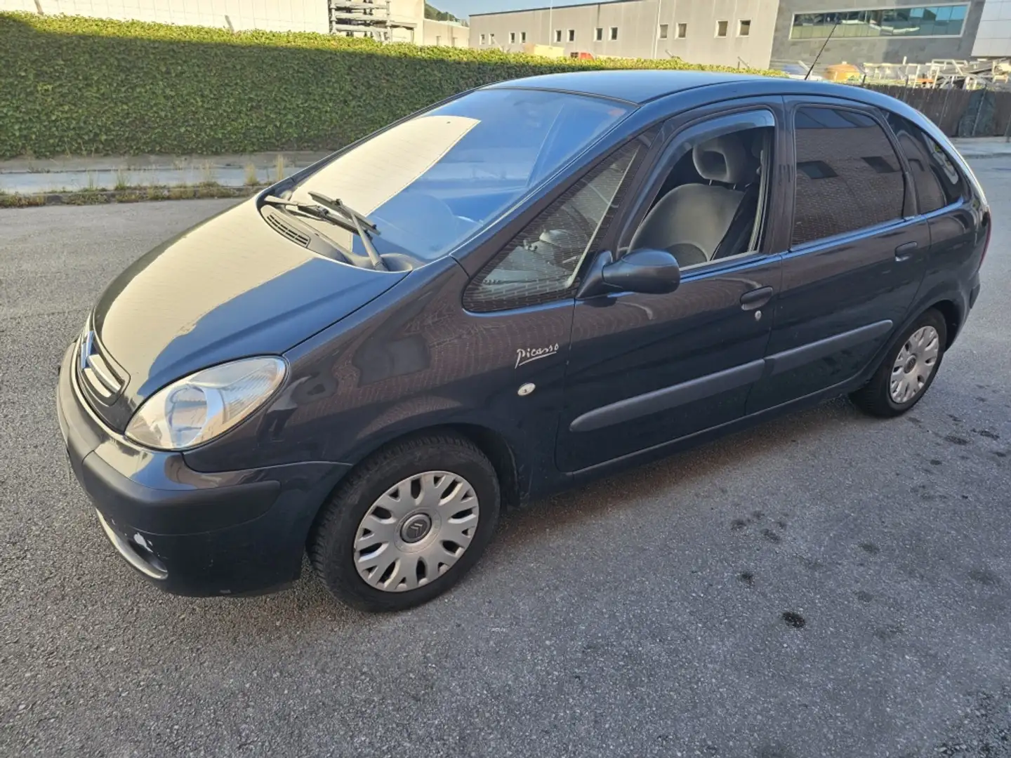 Citroen Xsara Picasso 2.0HDI SX Top Gris - 1