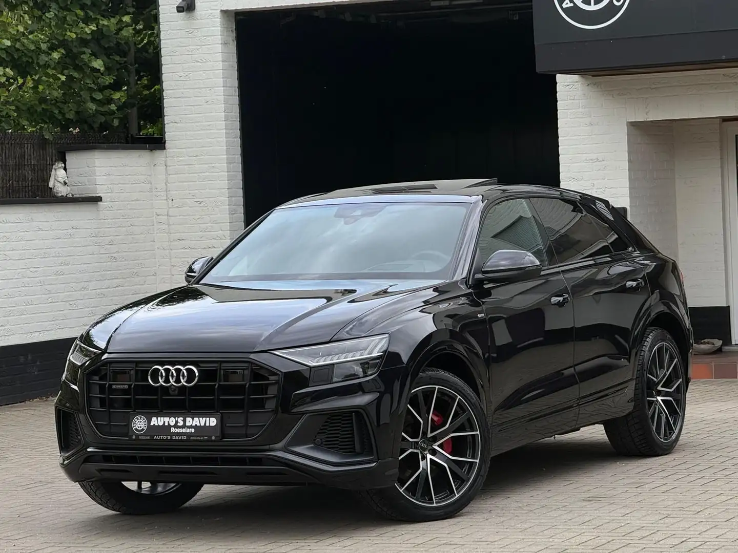 Audi Q8 50 TDi Quattro Tiptronic 3X S-LINE PANO FULL Zwart - 1