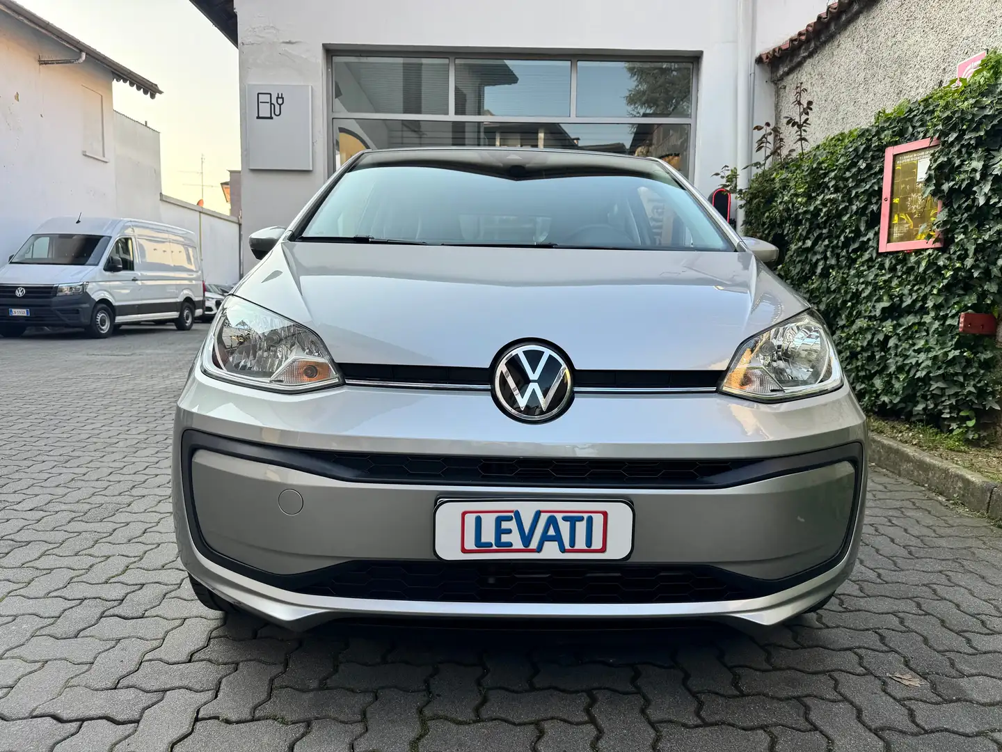 Volkswagen up! 5p 1.0 eco METANO Move 68cv my20 SOLO 19000 KM Gris - 2