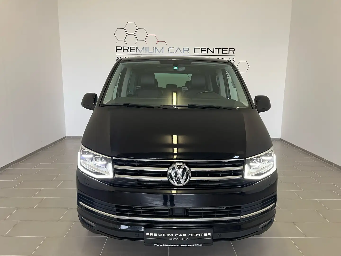 Volkswagen T6 Multivan Multivan Generation Six Schwarz - 2