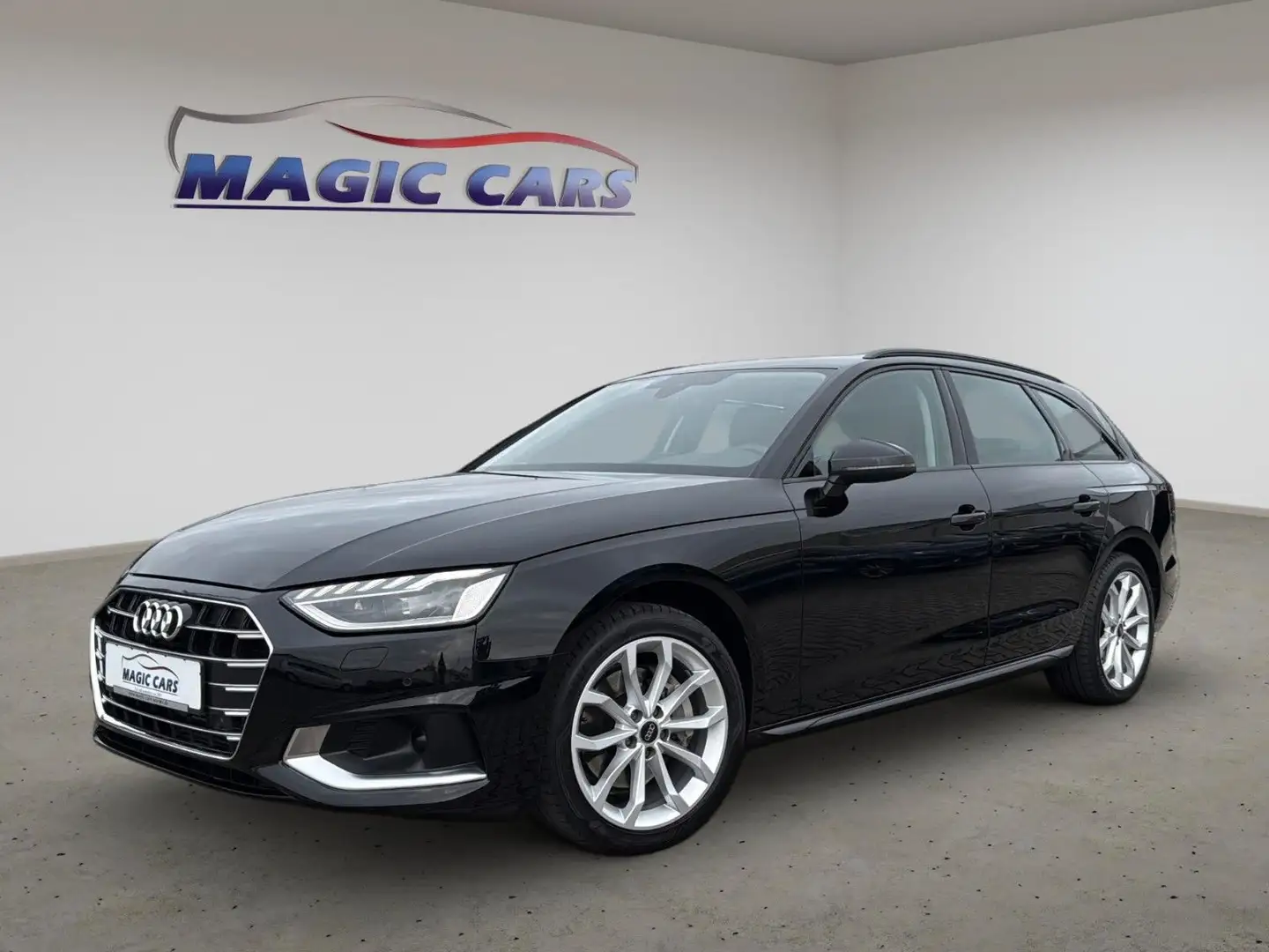 Audi A4 Avant 40 TFSI advanced *Pano*Matrix*Virtual* Noir - 1