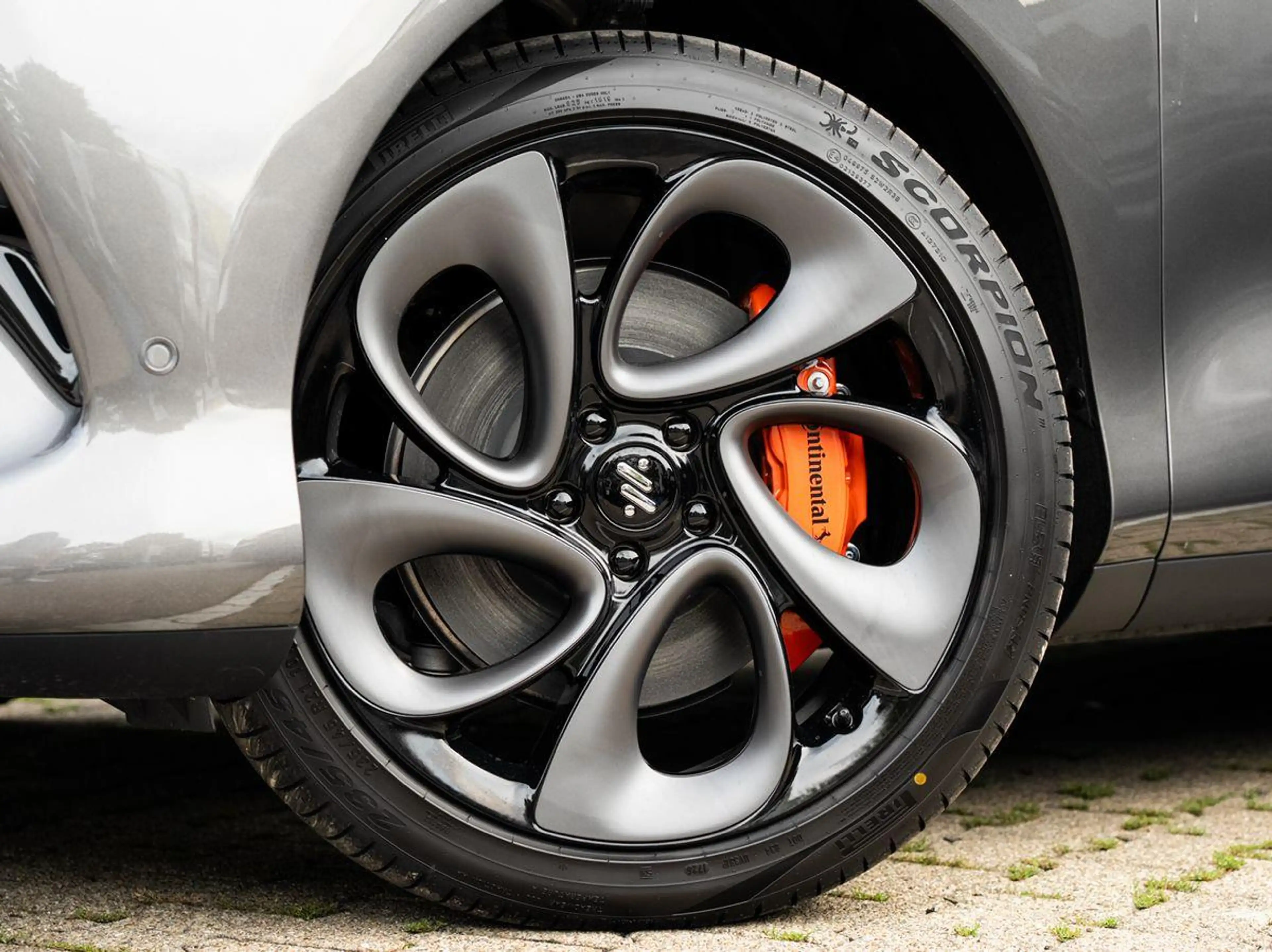 MG 100 kWh Performance AWD 7 Jahre Garantie — photo 5
