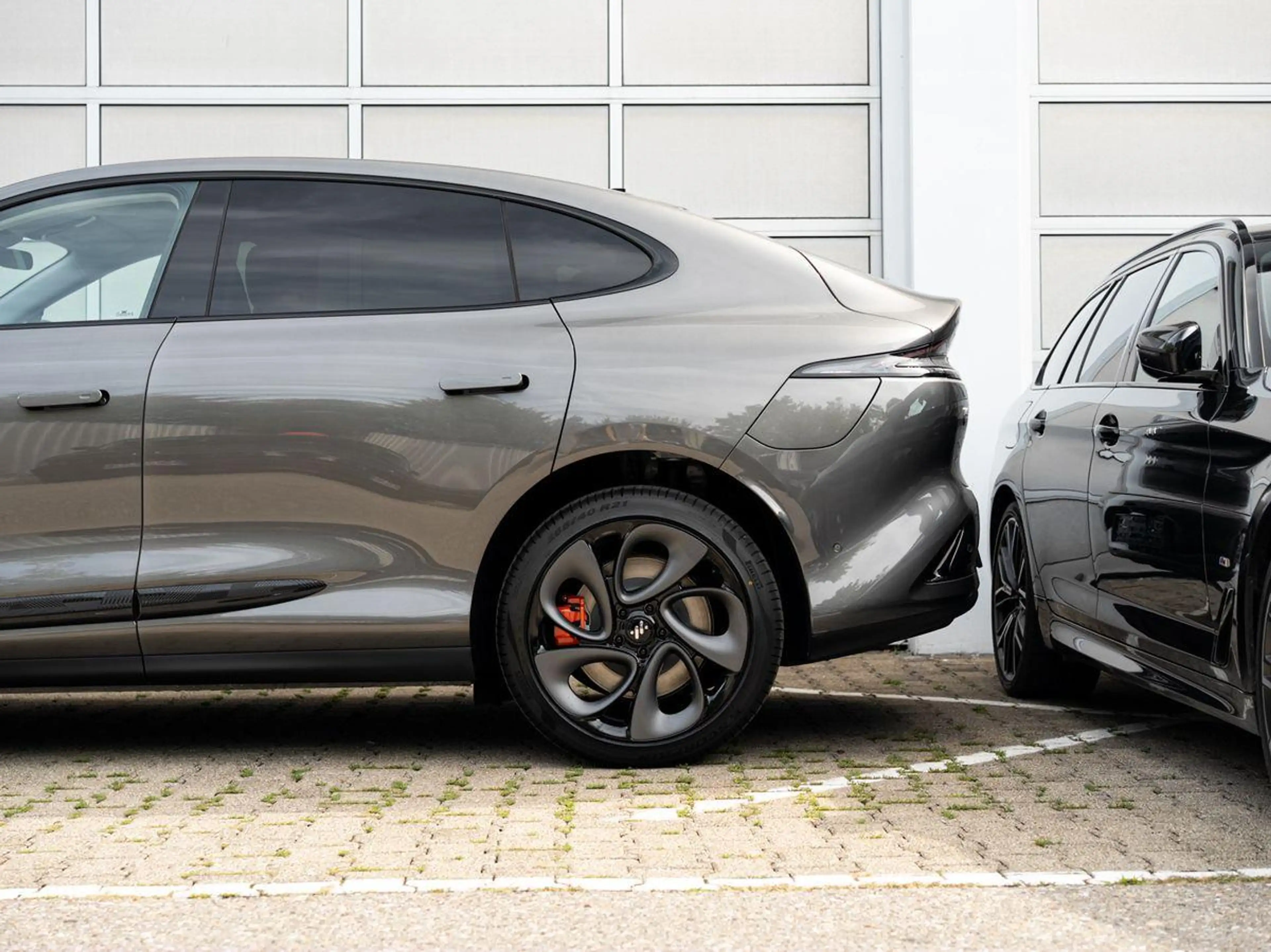 MG 100 kWh Performance AWD 7 Jahre Garantie — photo 7