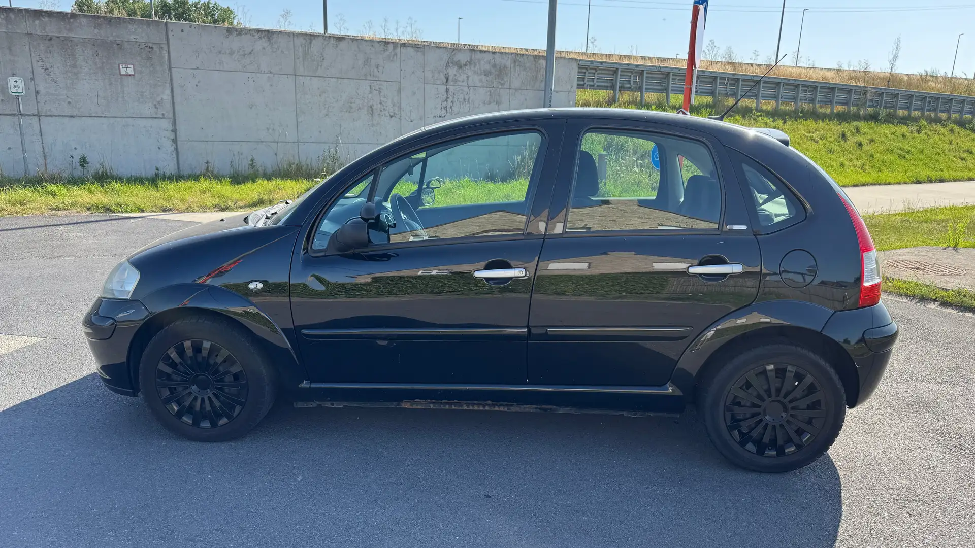 Citroen C3 C3 1.4 Exclusive Zwart - 2
