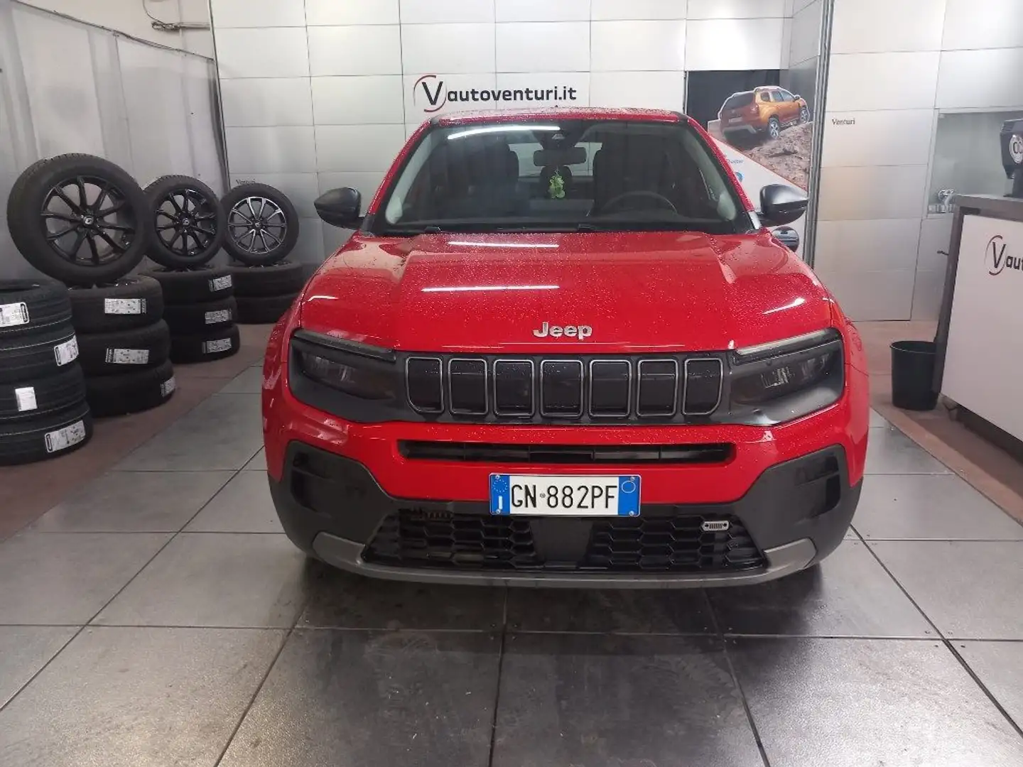 Jeep Avenger 1.2 Turbo 100 CV Longitude Rojo - 2