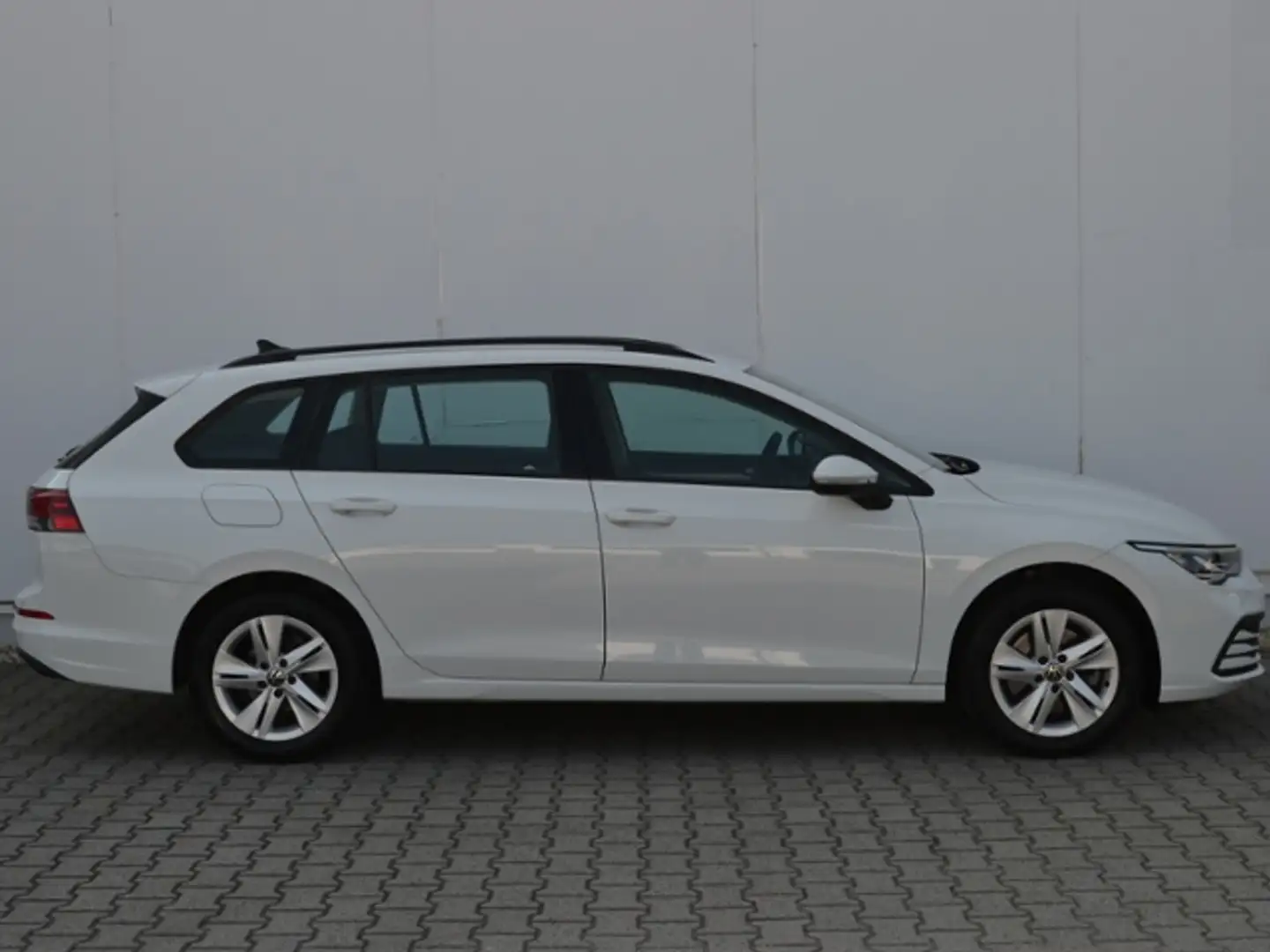 Volkswagen Golf Variant VIII Variant 2.0 TDI Life AHK/LED/NAVI+VZE/BUSINE Weiß - 2