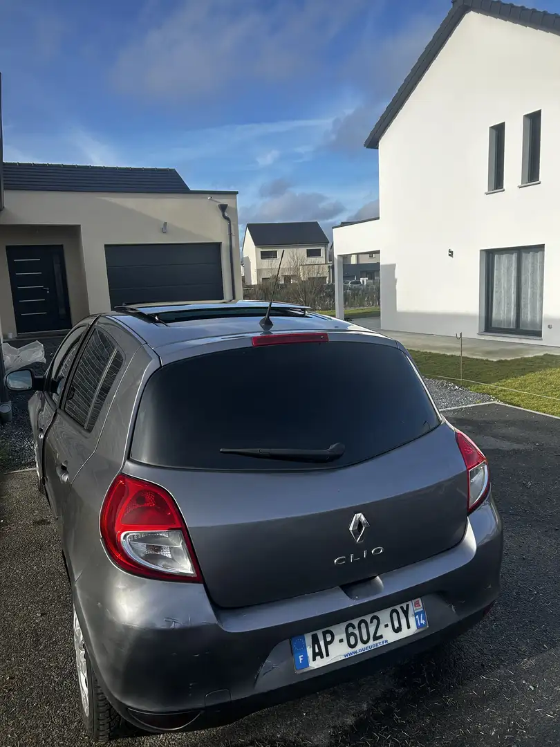 Renault Clio III Tce 100 eco2 Expression Euro 5 - 2