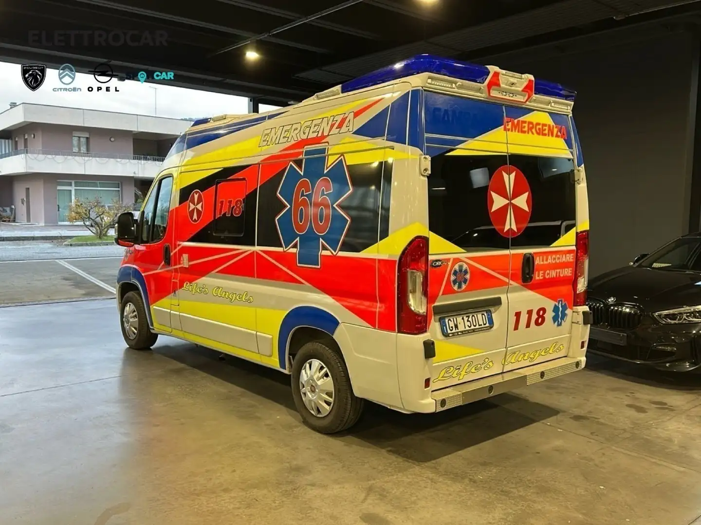 Fiat Ducato Ducato 35 2.2 Mjt 180CV AMBULANZA Bianco - 2