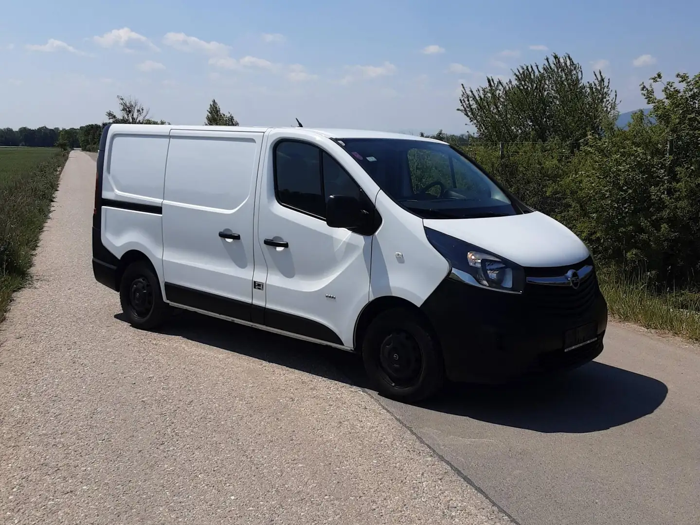 Opel Vivaro L1H1 1,6 CDTI ecoflex 95PS Weiß - 1