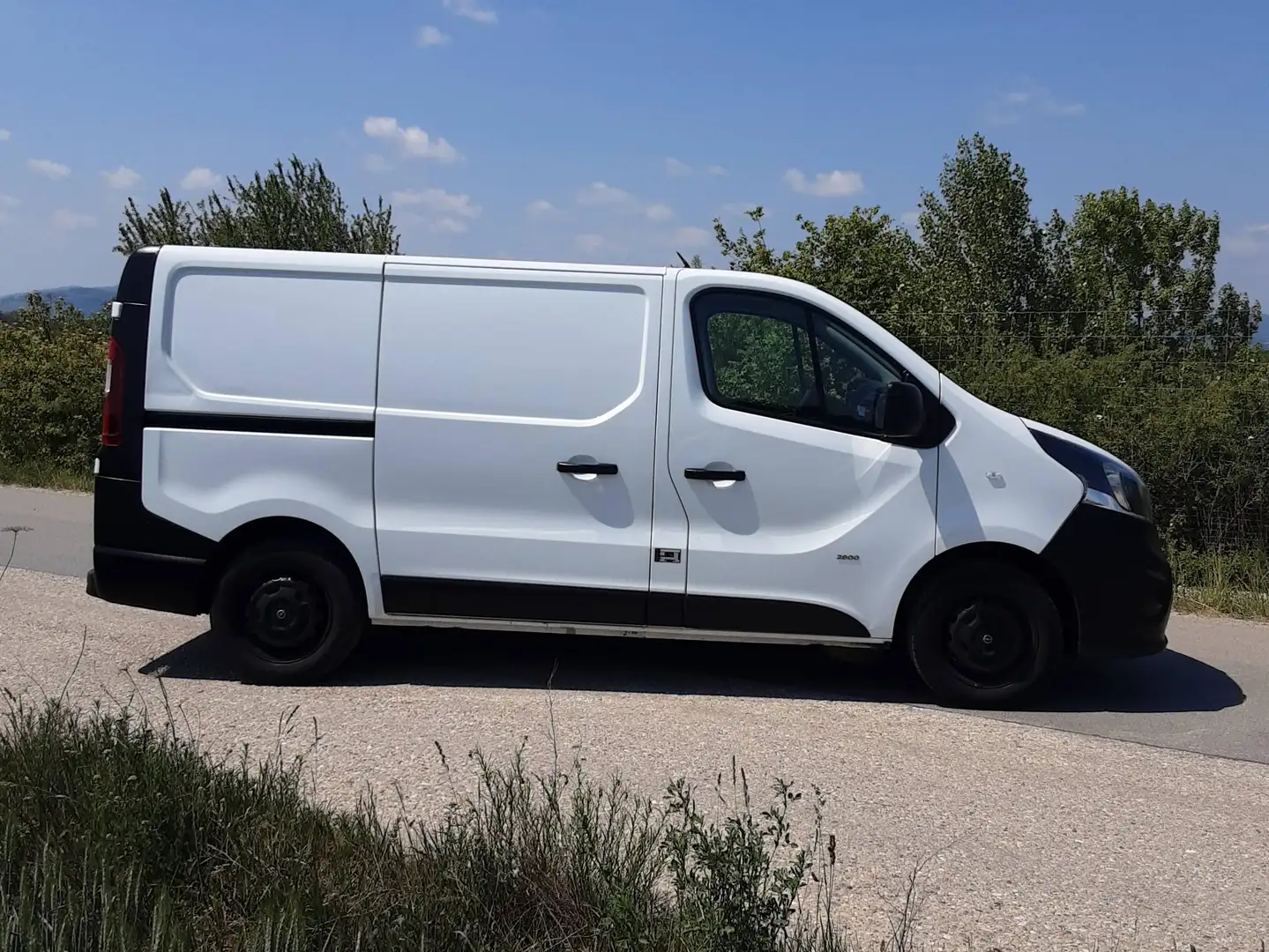 Opel Vivaro L1H1 1,6 CDTI ecoflex 95PS Weiß - 2