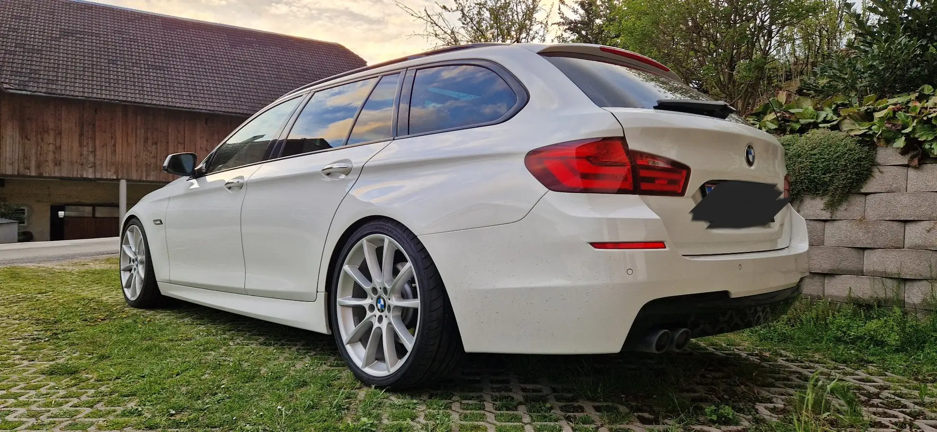 BMW 520 520d Touring Österreich-Paket Aut. - 2