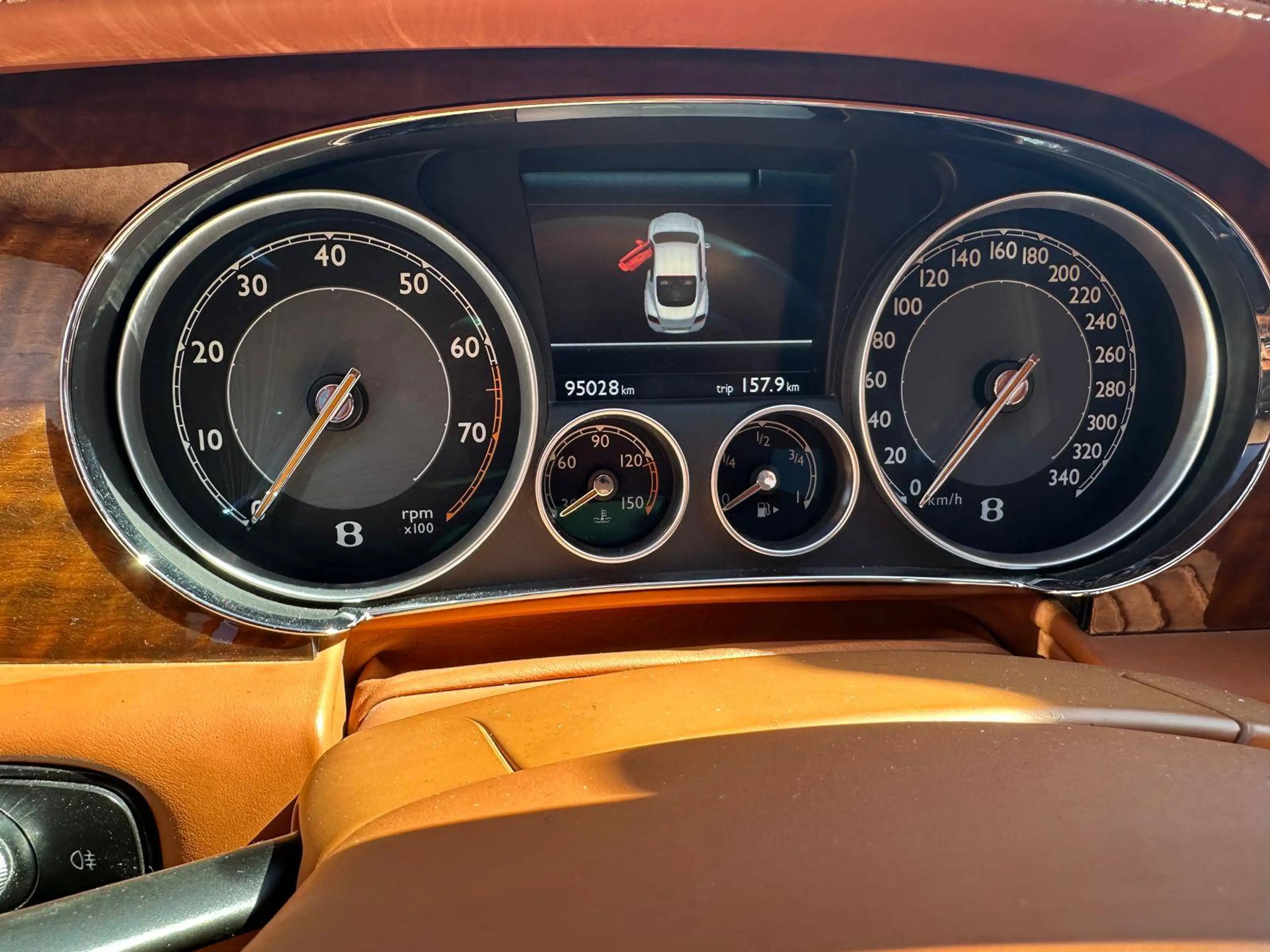 Bentley Continental Bentley Continental GT V8 AWD | Exklusive Farbkombination | 21 Zoll — photo 11