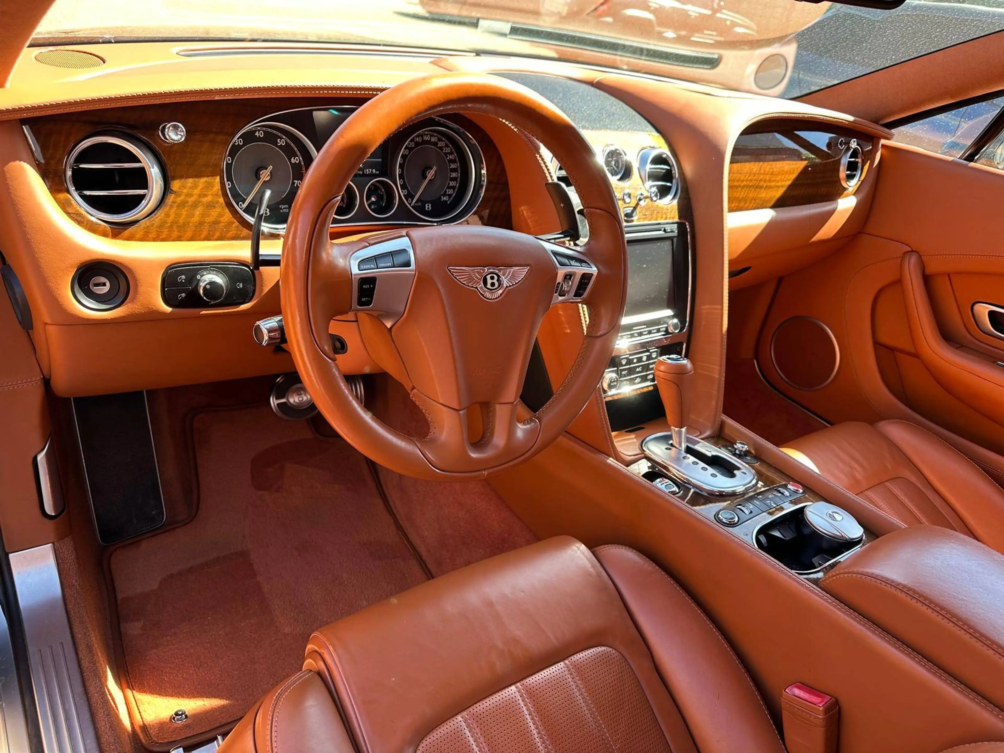 Bentley Continental Bentley Continental GT V8 AWD | Exklusive Farbkombination | 21 Zoll — photo 6