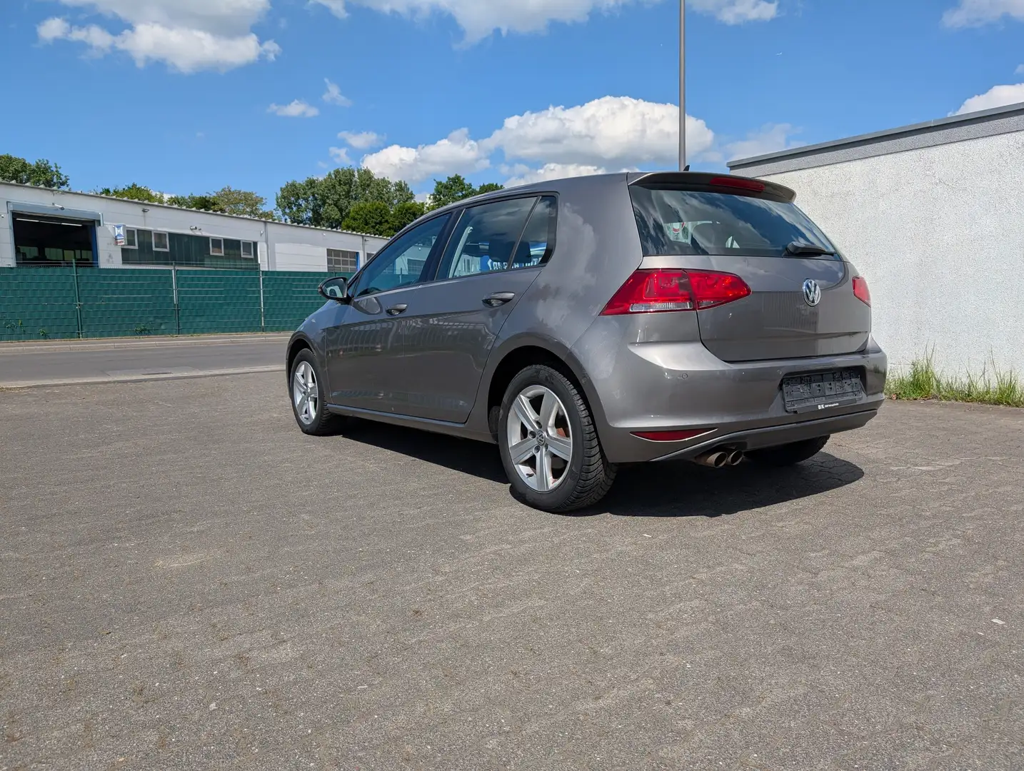 Volkswagen Golf Golf VII 1.4 TSI BlueMotion DSG Comfortline Grau - 2