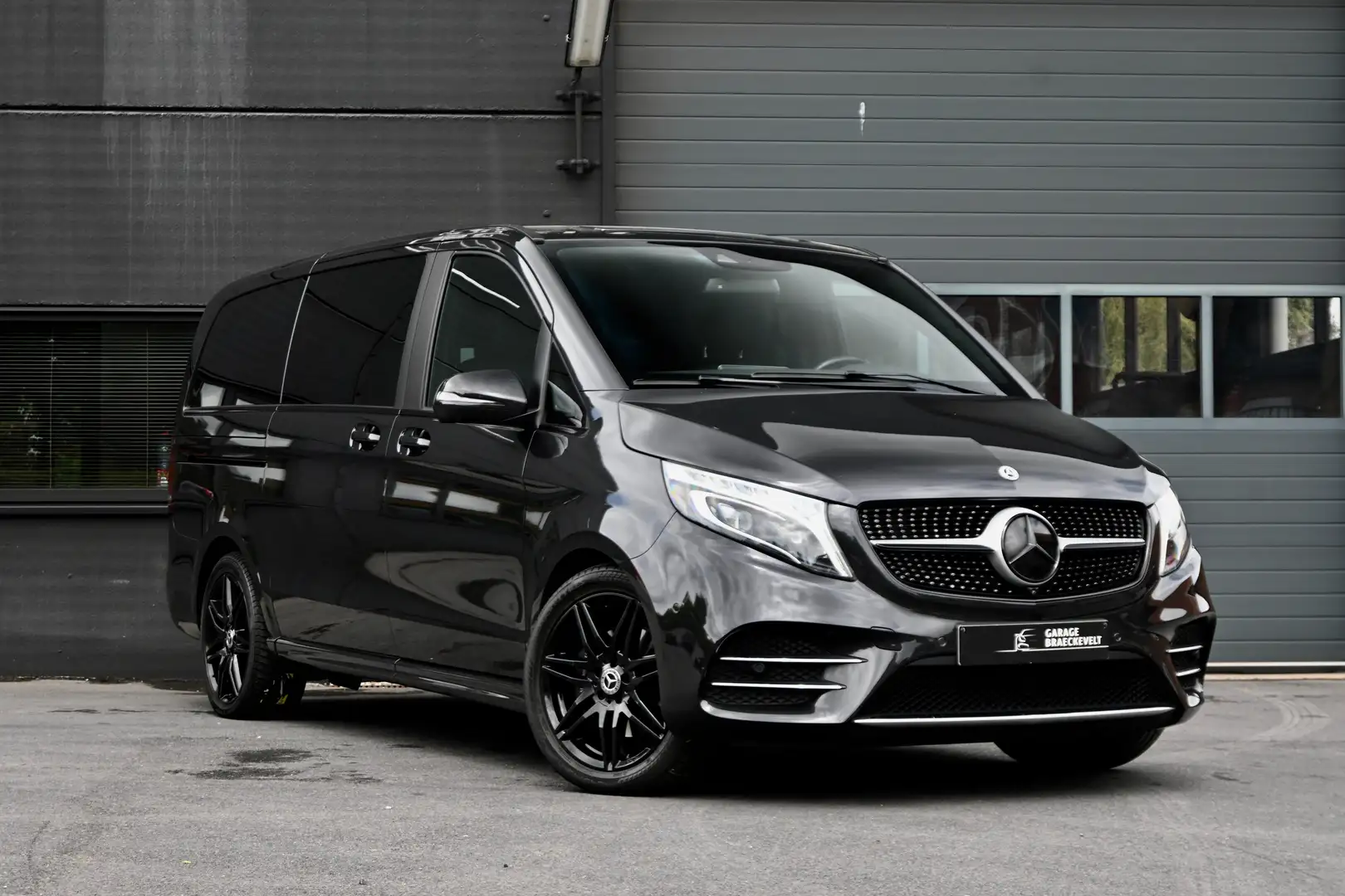 Mercedes-Benz V 300 d AMGpack -Dubbel cab -Burmester - Widescreen -BTW Grigio - 1