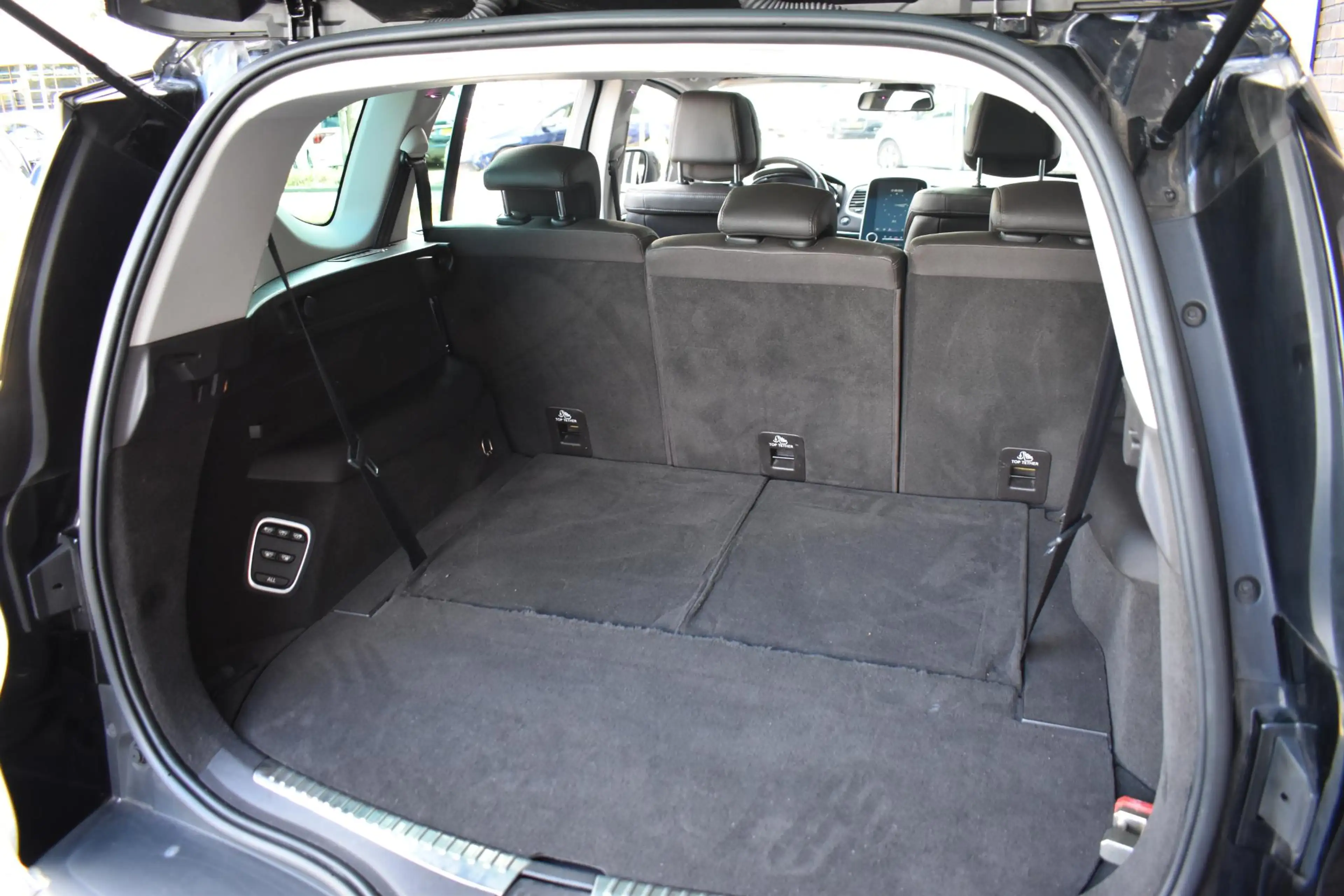 Renault Espace 1.6 dCi Dynamique 7p. PANO LEDER NAVI LED — photo 6