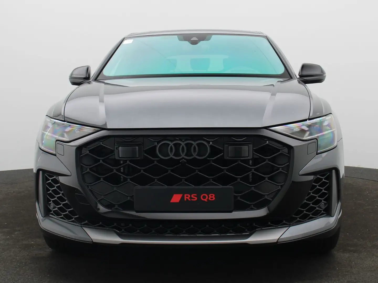 Audi RS Q8 SUV performance | Keramik,Vmax305,Pano,AHK Grau - 2