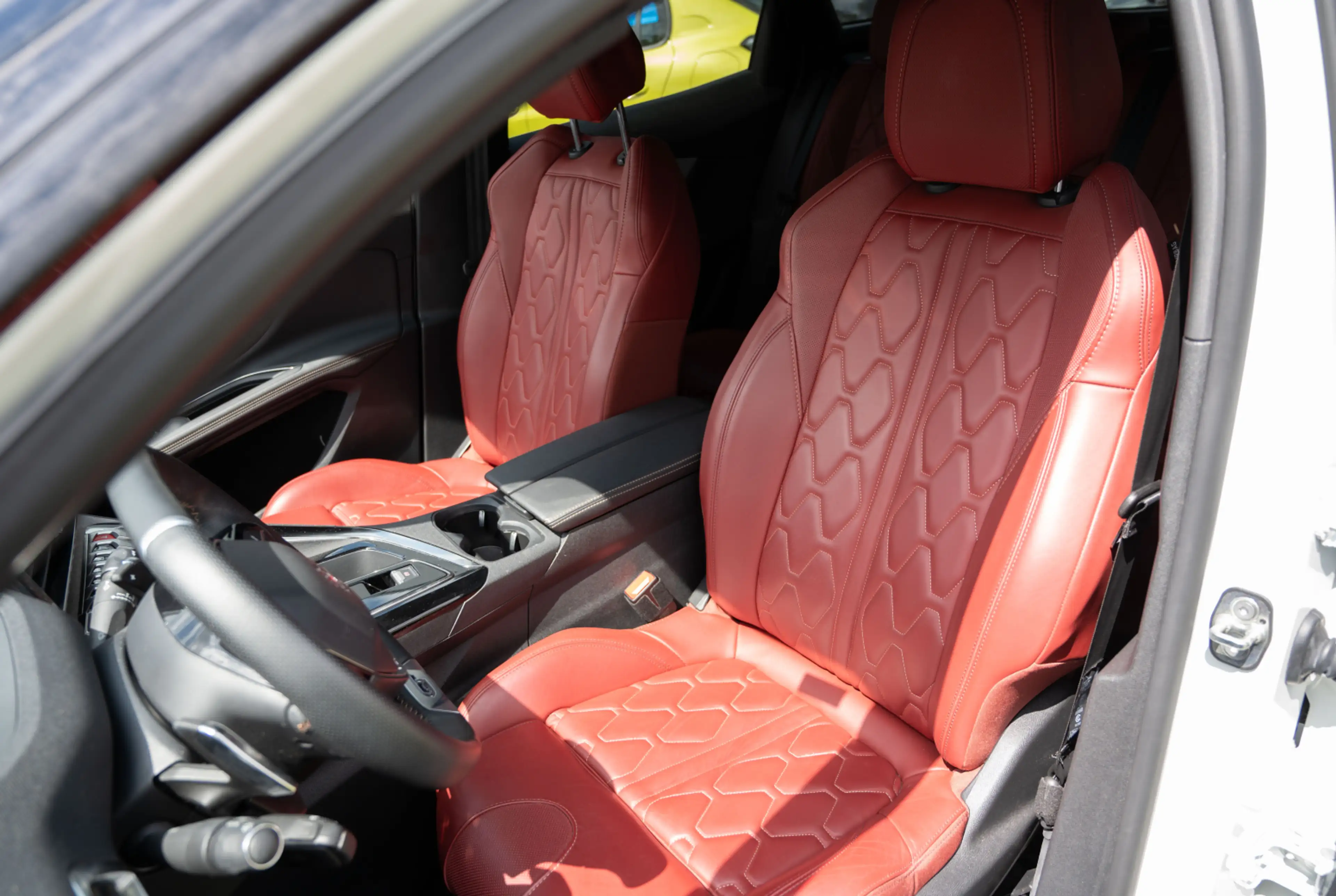 Peugeot 3008 GT Hybrid 136 *GW-TOP-DEAL* — photo 5