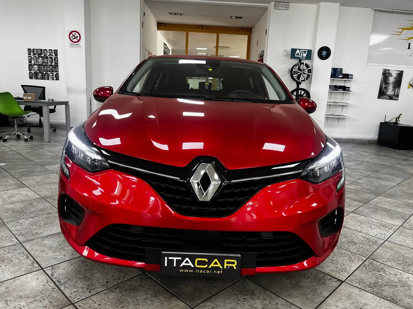 Renault Clio Clio 1.6 E-Tech hybrid Zen 140cv auto my21 Rosso - 2