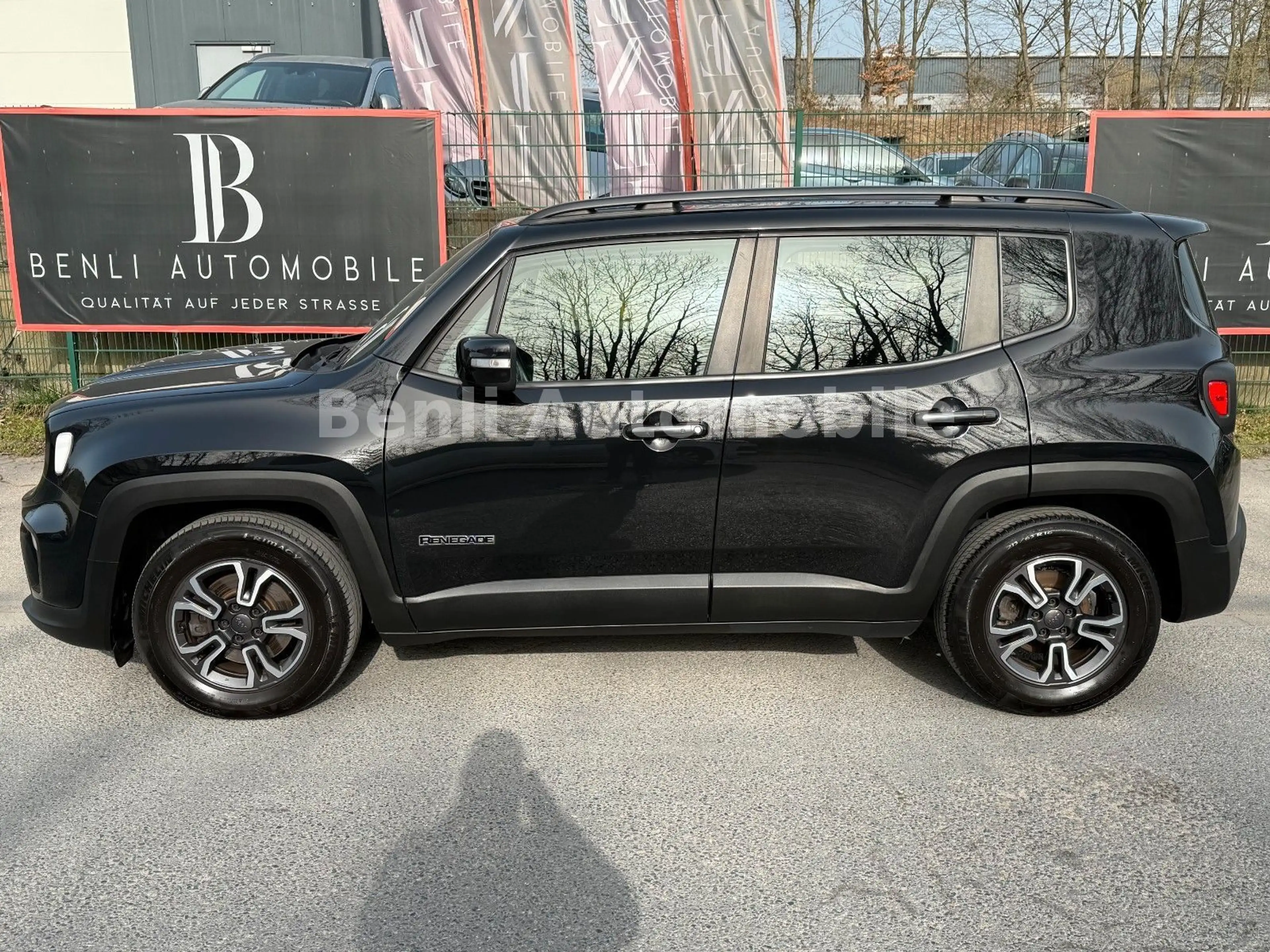 Jeep Renegade Longitude FWD/AUTOM/NAVI/PDC/TMP/SHZ/ — photo 9