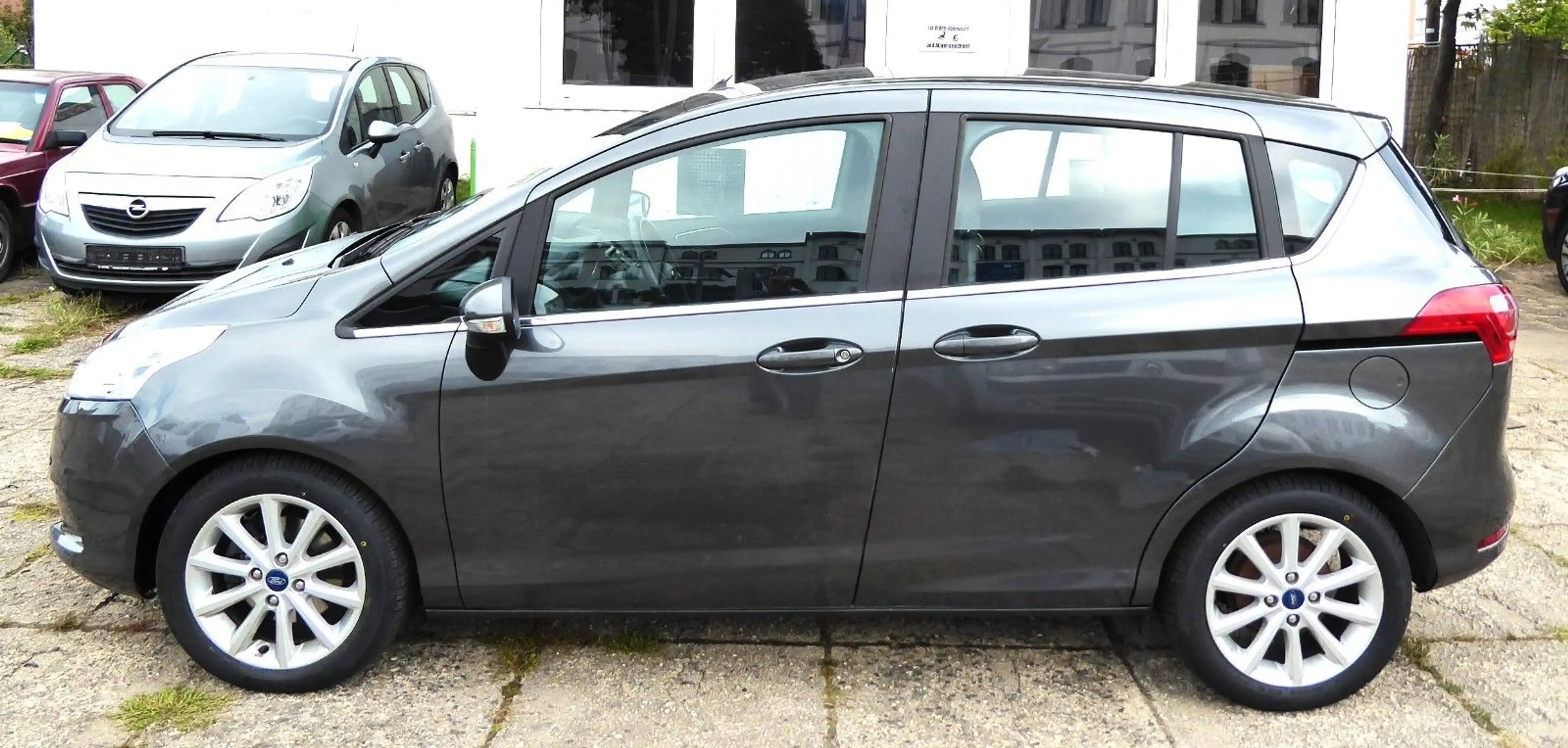 Ford B-Max Titanium Navi,Kamera,AHZV,Alu,PDC,Eu6 — photo 6