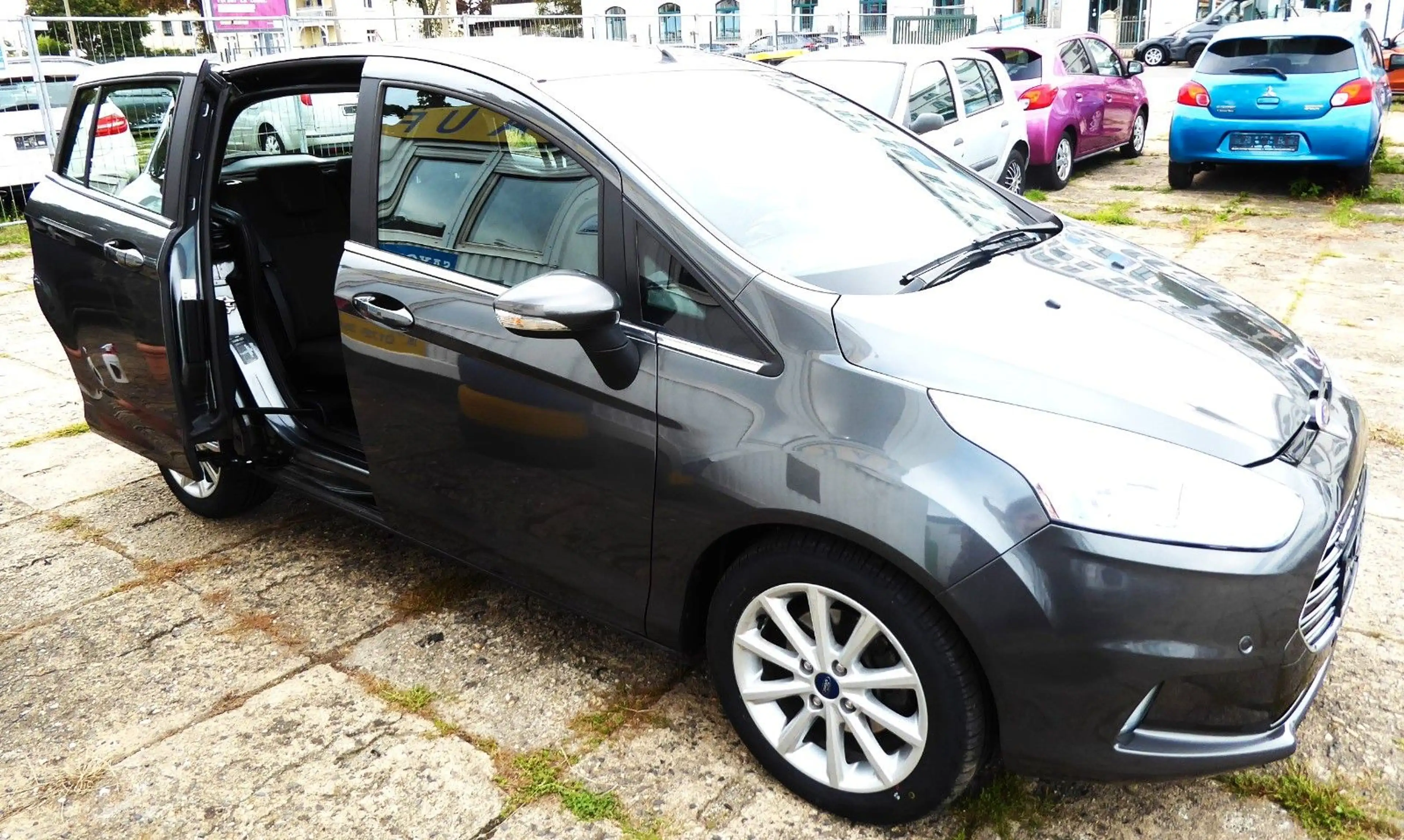 Ford B-Max Titanium Navi,Kamera,AHZV,Alu,PDC,Eu6 — photo 5