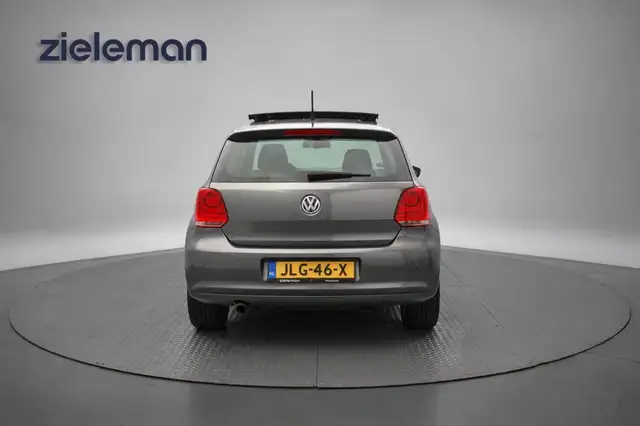 Volkswagen Polo view 18